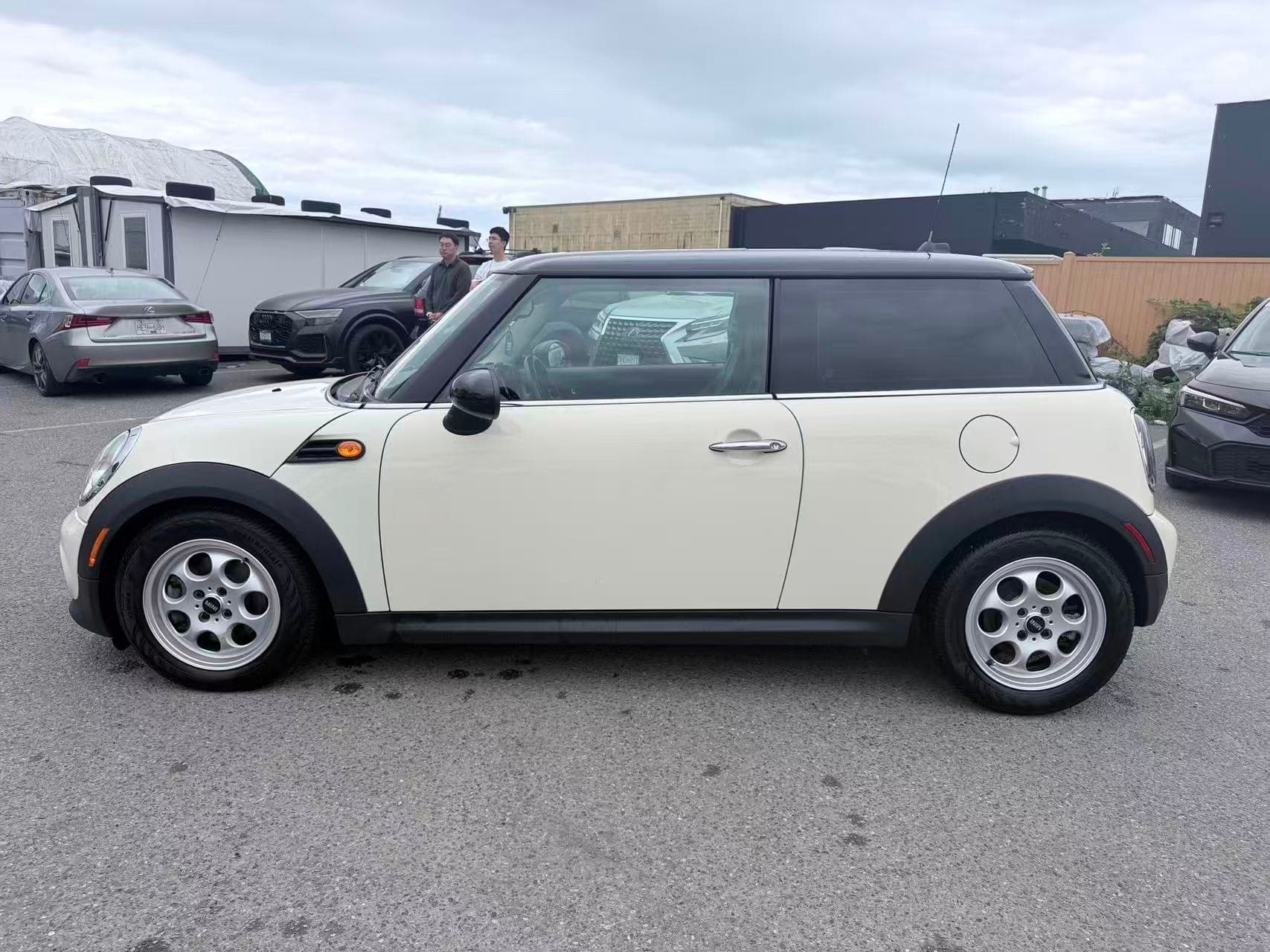 2013 MINI Cooper Knightsbridge Classic/ CLEAN TITLE/ BC LOCAL thumbnail 9