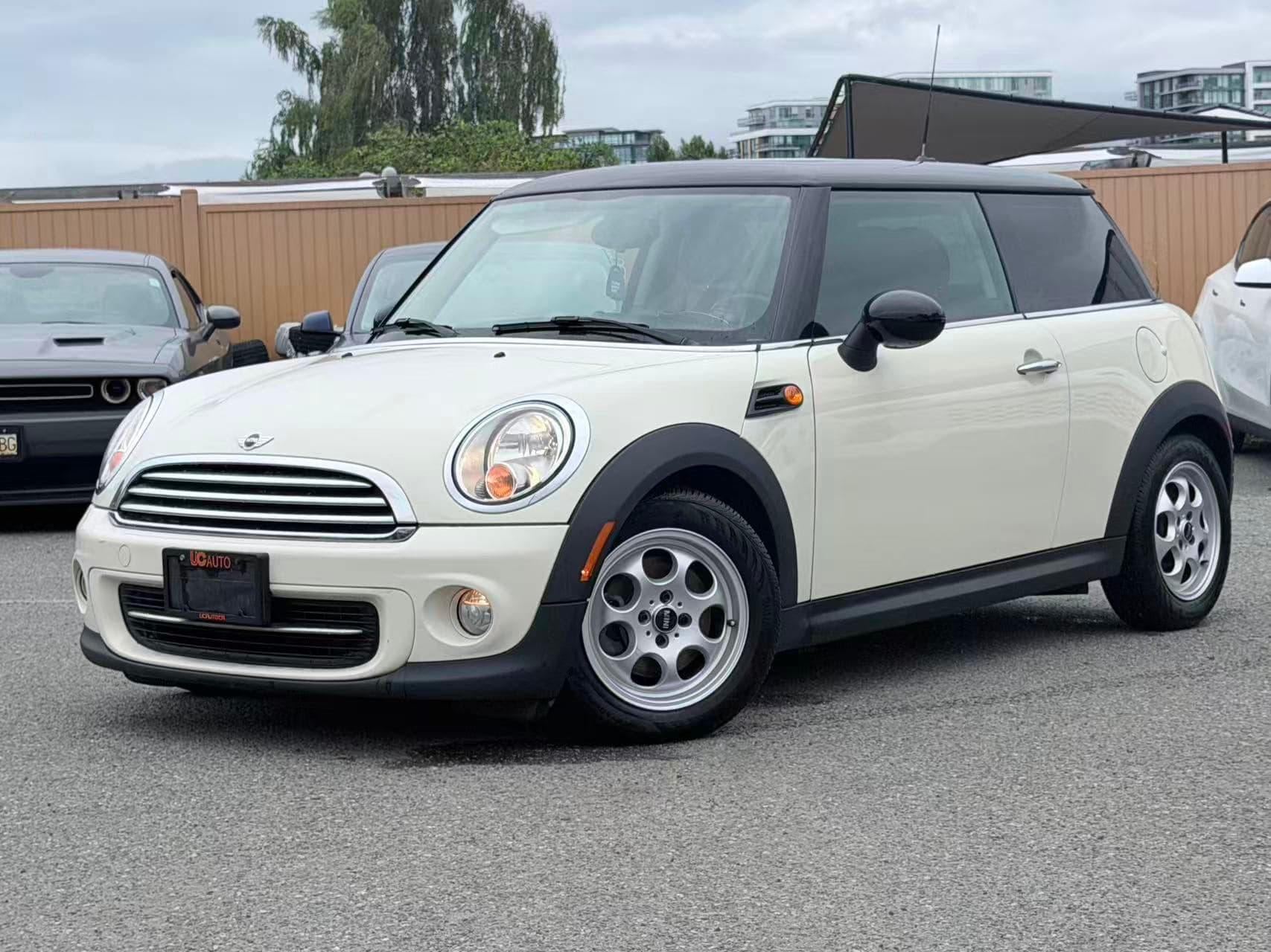 2013 MINI Cooper Knightsbridge Classic/ CLEAN TITLE/ BC LOCAL thumbnail 20