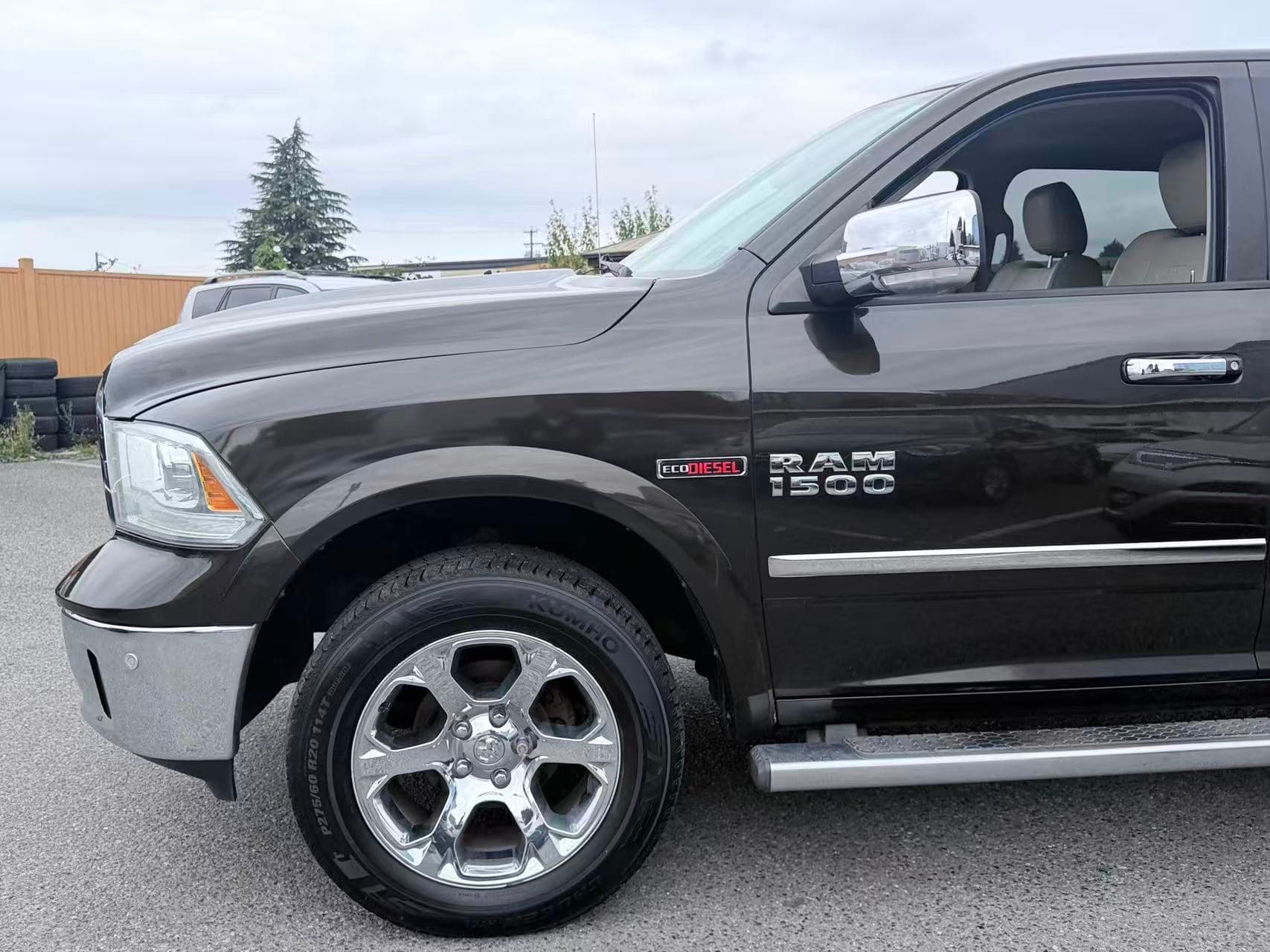 2014 Ram 1500 4WD Crew Cab 140.5" Laramie/ CLEAN TITLE/ VENTILATED SEATS thumbnail 31