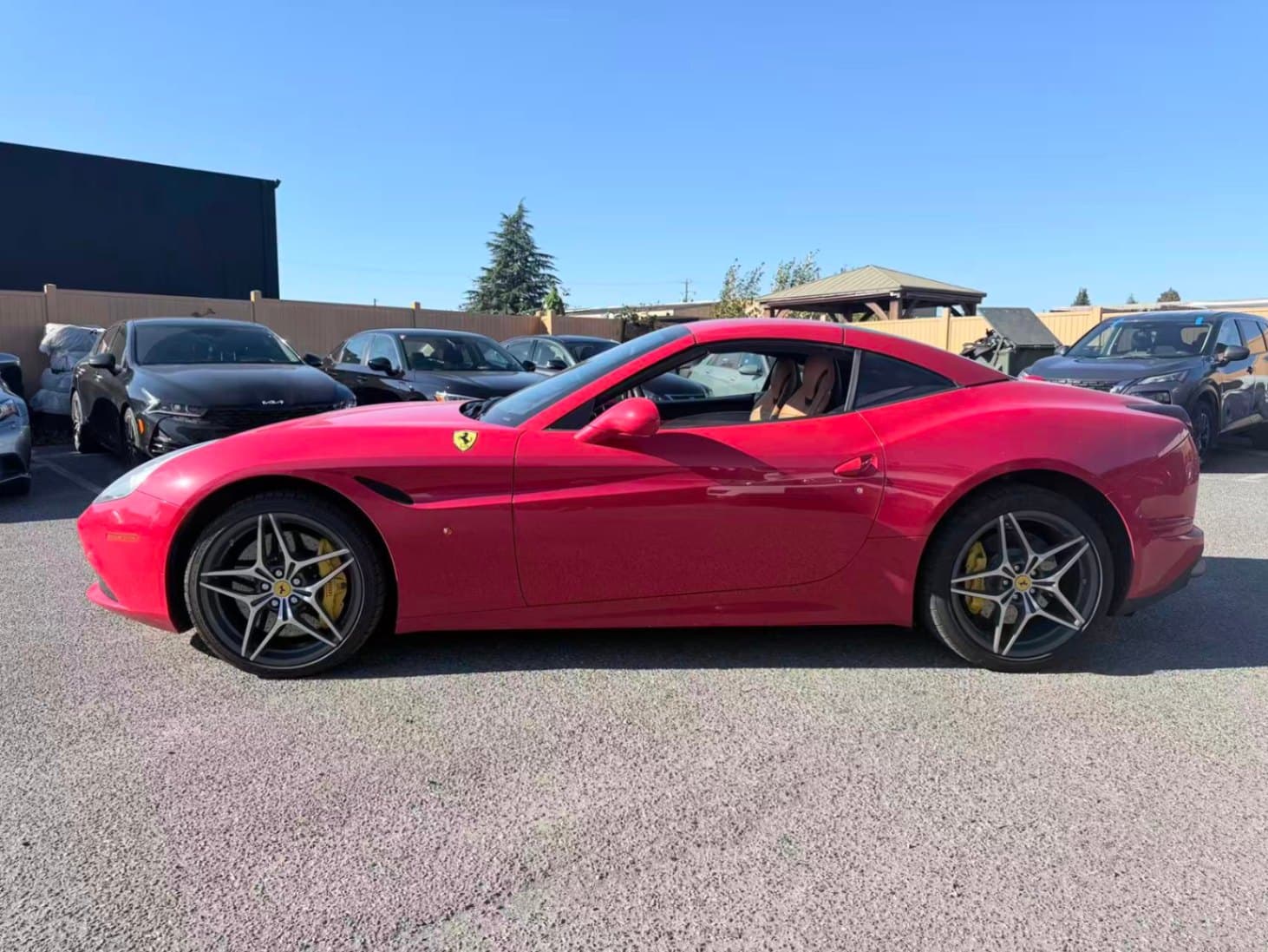 2015 Ferrari California T 2dr Conv/ NO ACCIDENT thumbnail 8
