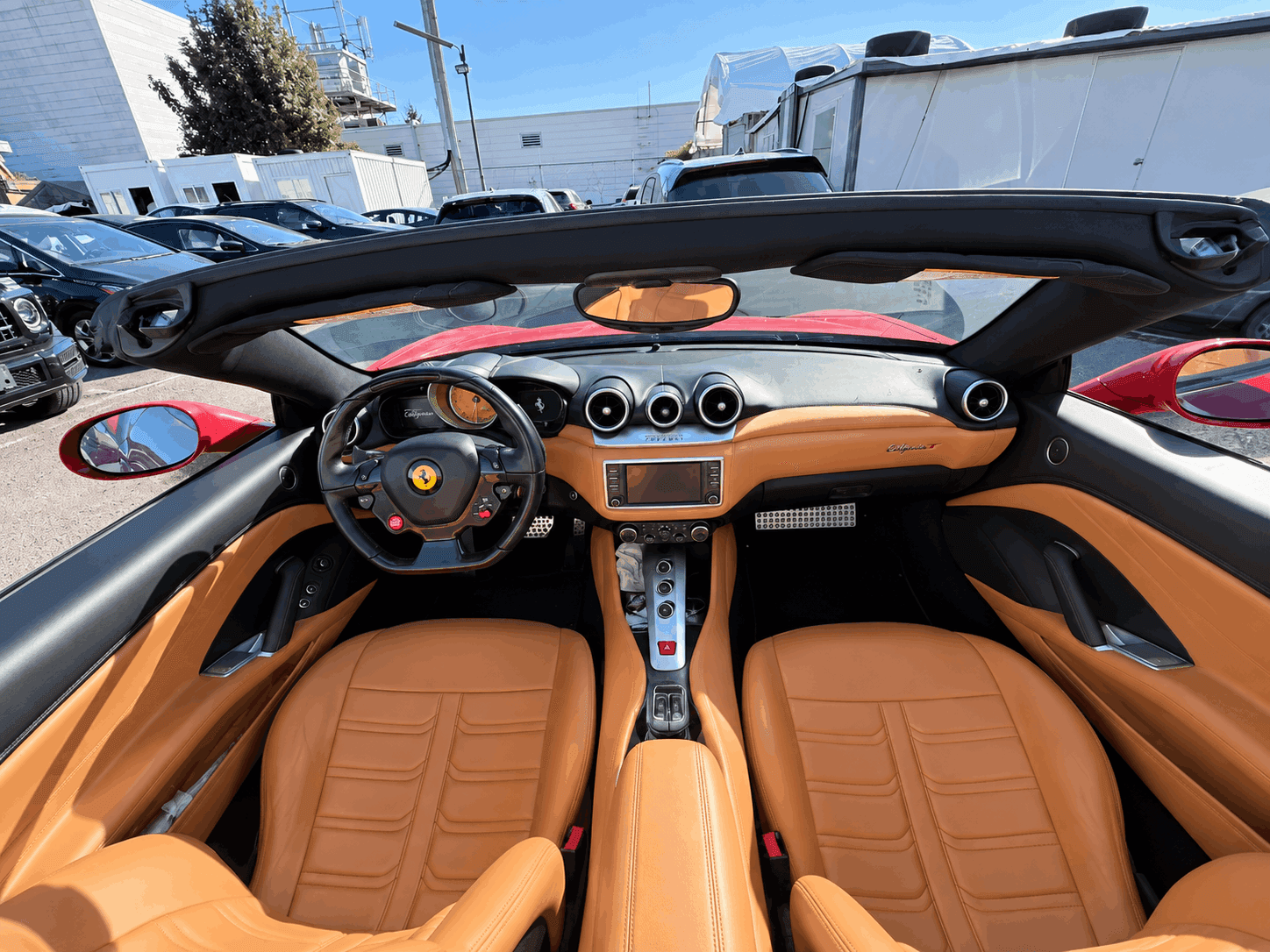 2015 Ferrari California T 2dr Conv/ NO ACCIDENT thumbnail 19