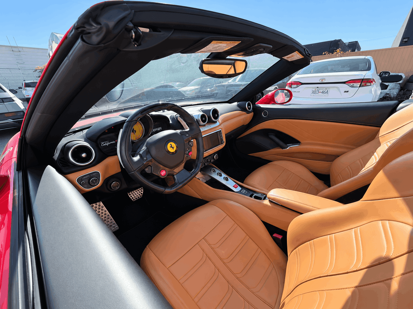 2015 Ferrari California T 2dr Conv/ NO ACCIDENT thumbnail 15