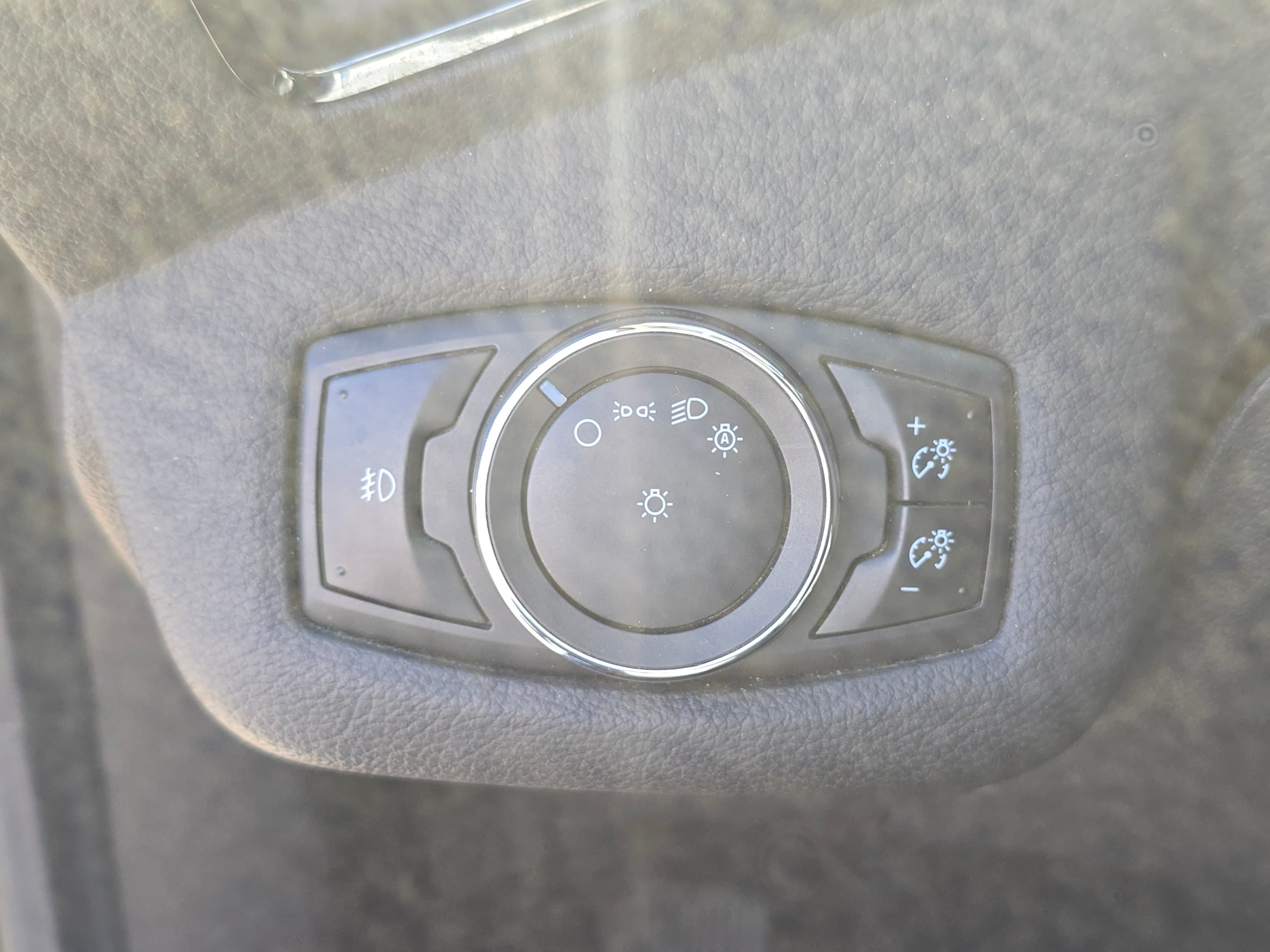 2015 Ford Escape 4WD 4dr Titanium No Accident thumbnail 20