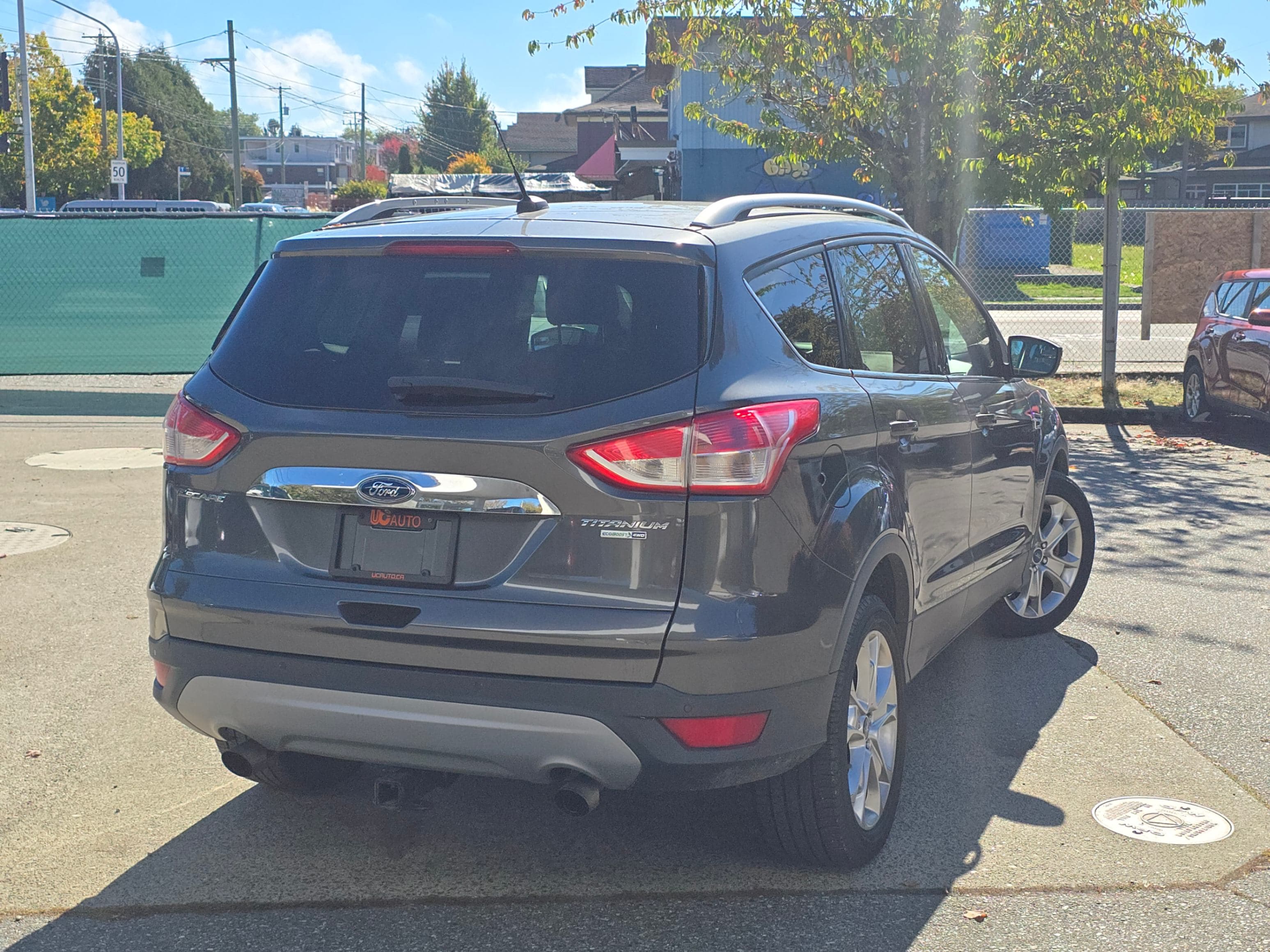 2015 Ford Escape 4WD 4dr Titanium No Accident thumbnail 6