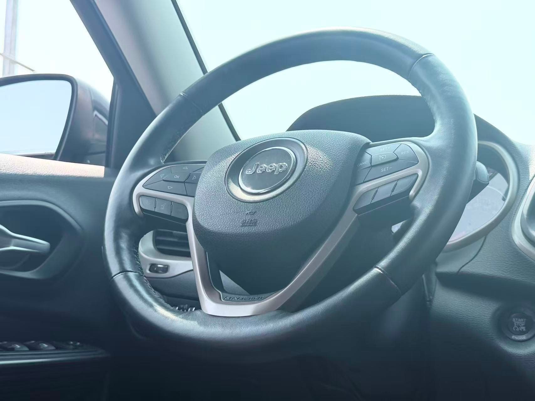 2015 Jeep Cherokee 4WD Limited/ NO ACCIDENT/ BC LOCAL thumbnail 33