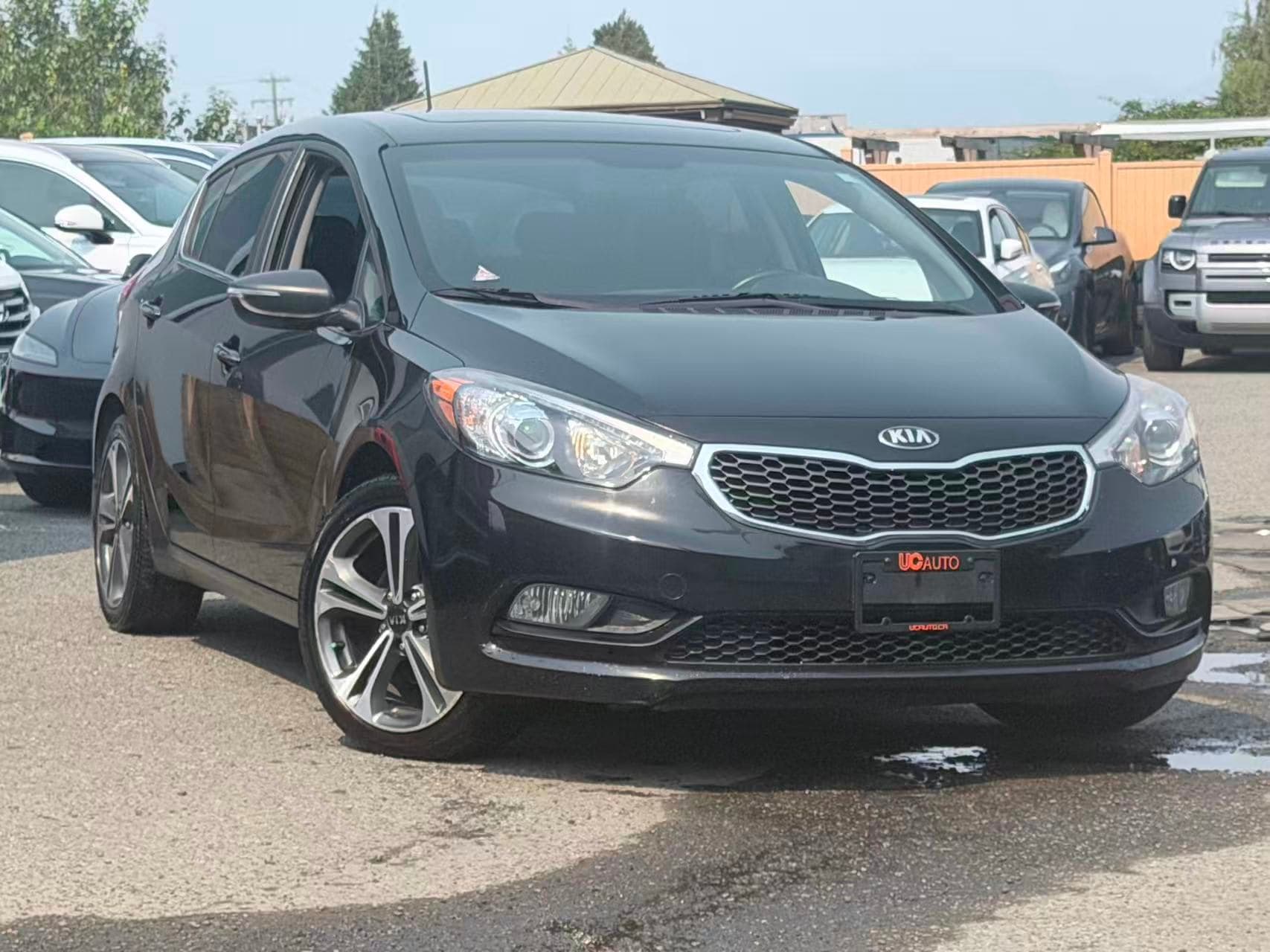 2015 Kia Forte 5-Door Auto LX+ thumbnail 3