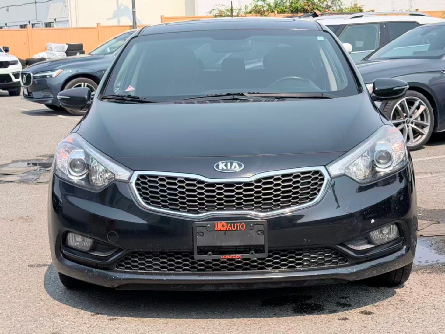 2015 Kia Forte 5-Door Auto LX+ thumbnail 2
