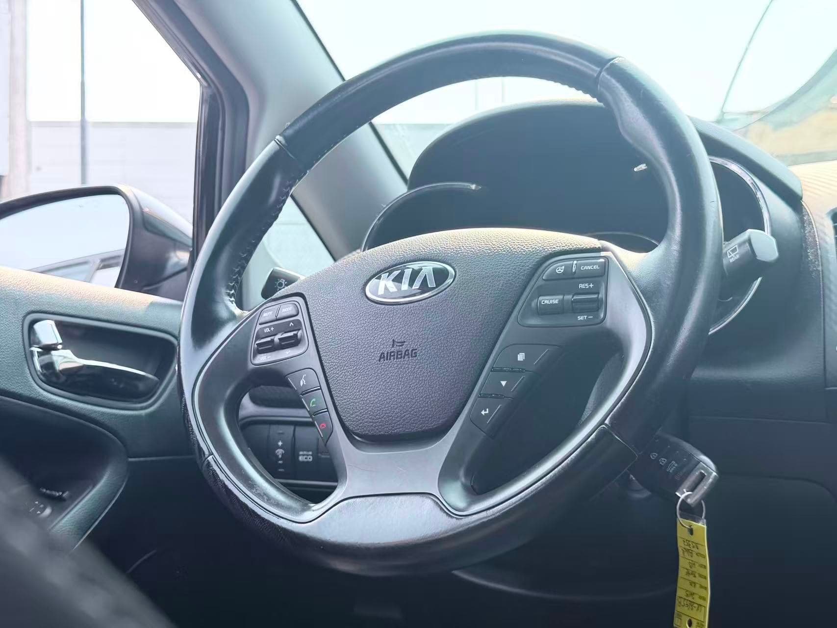 2015 Kia Forte 5-Door Auto LX+ thumbnail 33