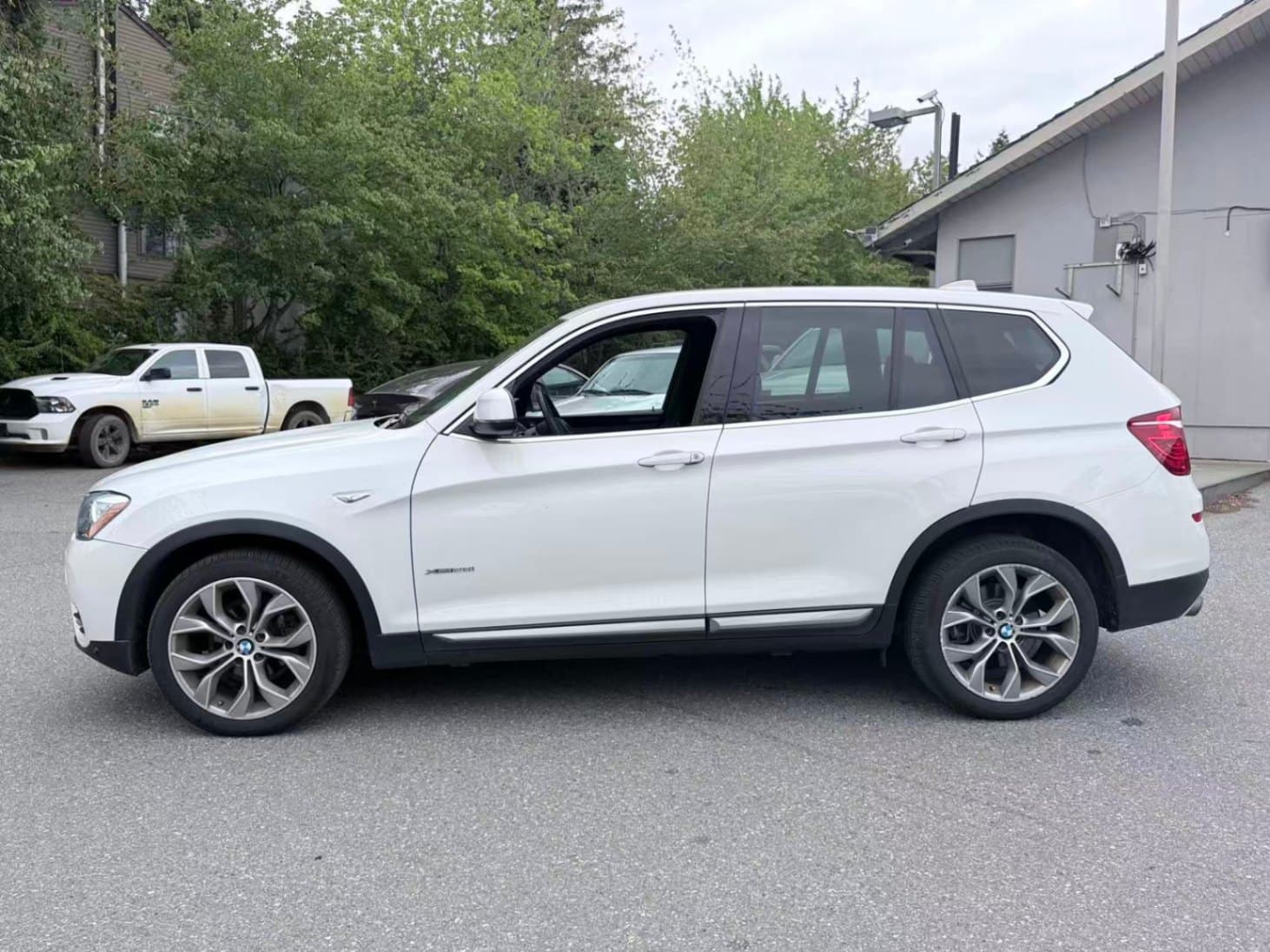2016 BMW X3 AWD xDrive28i/ CLEAN TITLE/ BC LOCAL/ LOW KM thumbnail 8