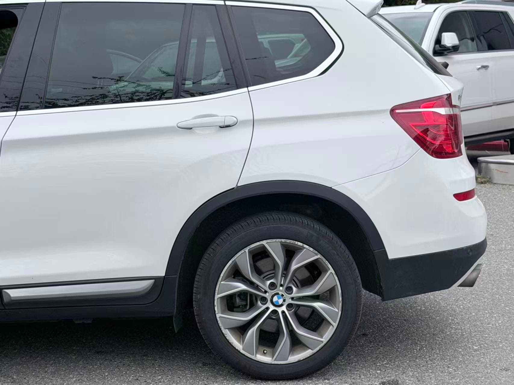 2016 BMW X3 AWD xDrive28i/ CLEAN TITLE/ BC LOCAL/ LOW KM thumbnail 32