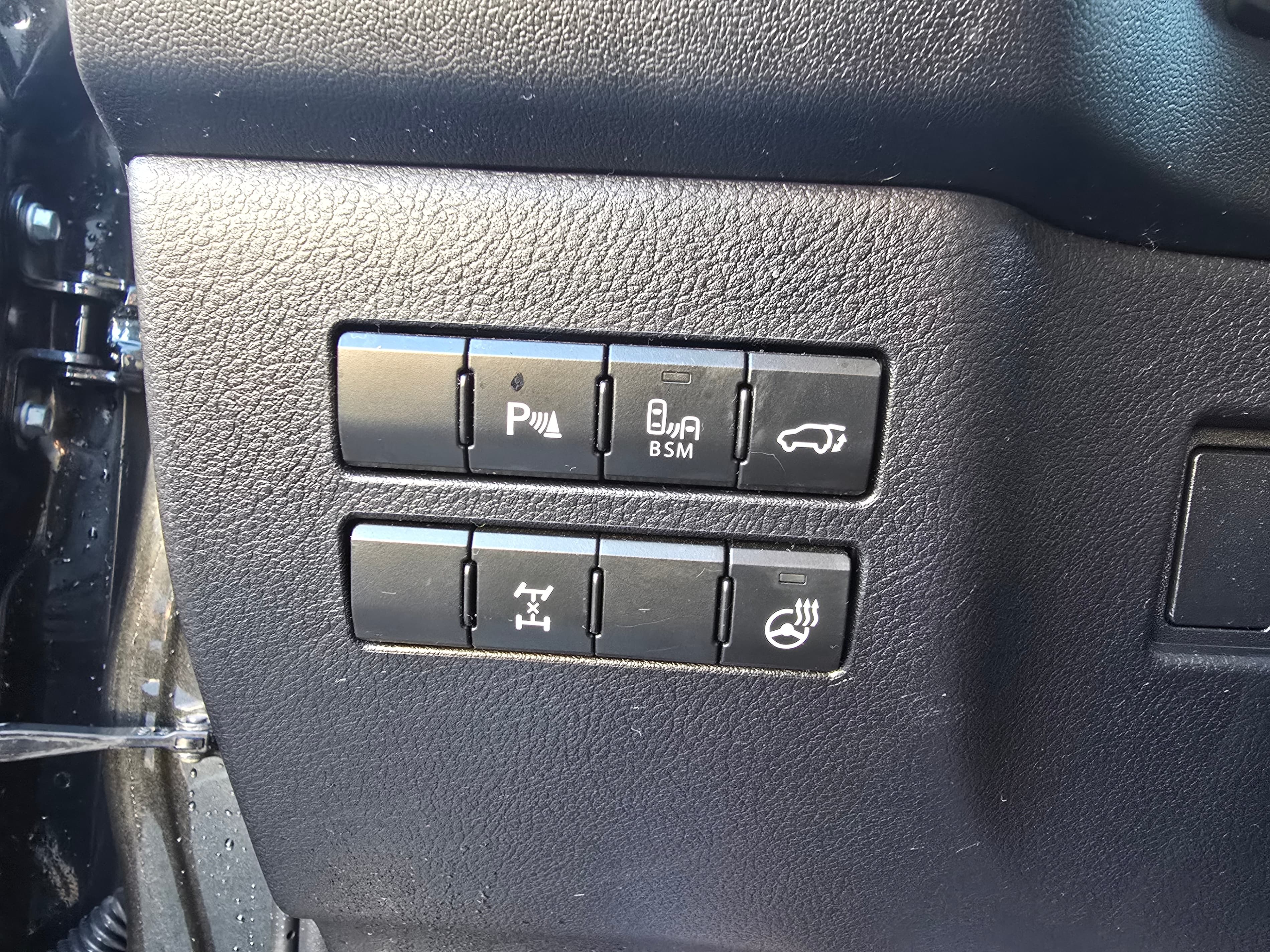 2016 Lexus NX 200t AWD/ LUXURY/ NAVIGATION SYSTEM/ VENTILAED SEATS thumbnail 15