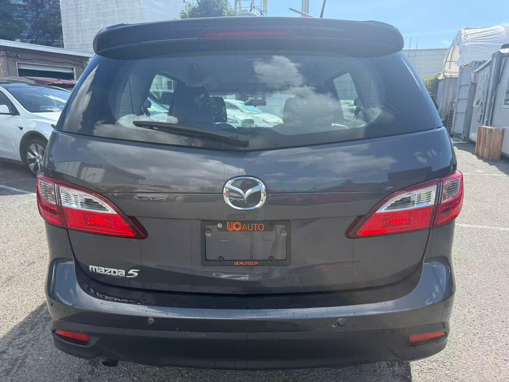 2016 Mazda Mazda5 Touring/ CLEAN TITLE/ BC LOCAL thumbnail 6