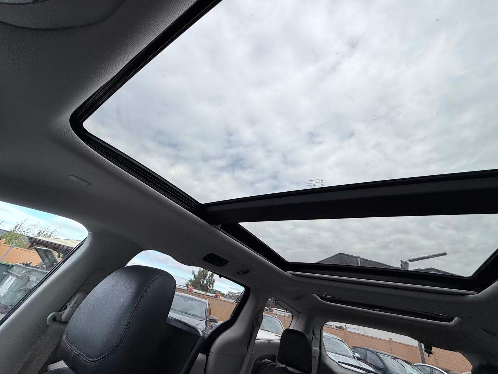2017 Chrysler Pacifica Touring-L Plus/ CLEAN TITLE/ BC LOCAL thumbnail 33