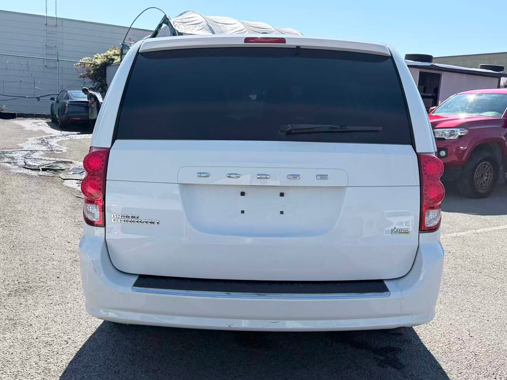 2017 Dodge Grand Caravan Canada Value Package/ NO ACCIDENT/ LOW MILEAGE thumbnail 6