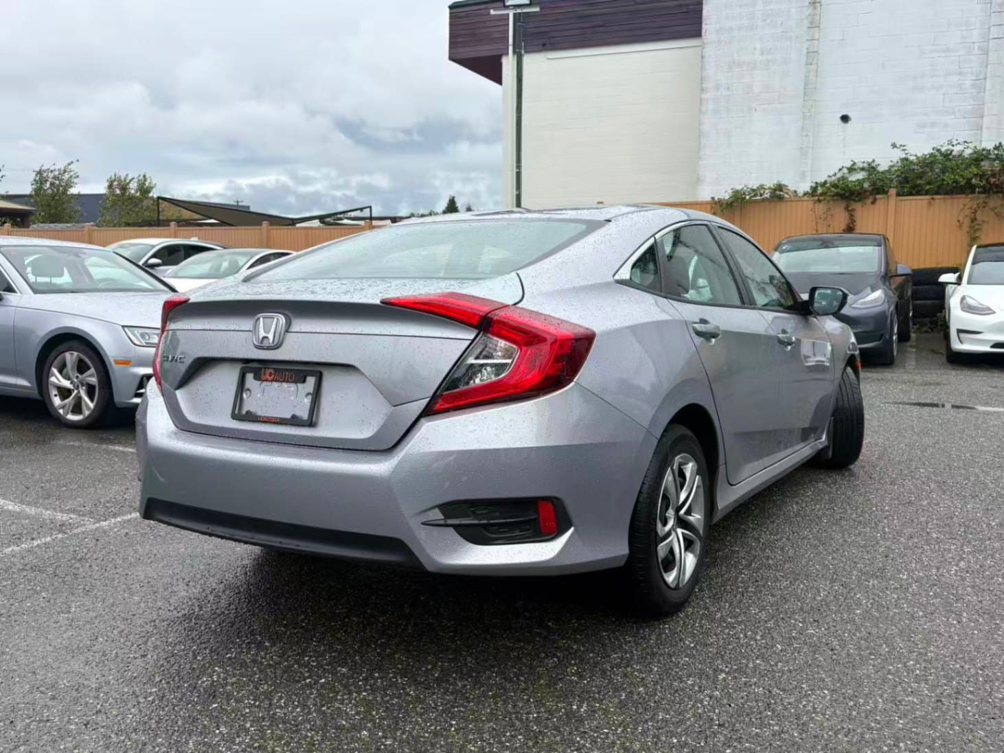 2017 Honda Civic LX/ CLEAN TITLE/ BC LOCAL/ ONE OWNER thumbnail 4