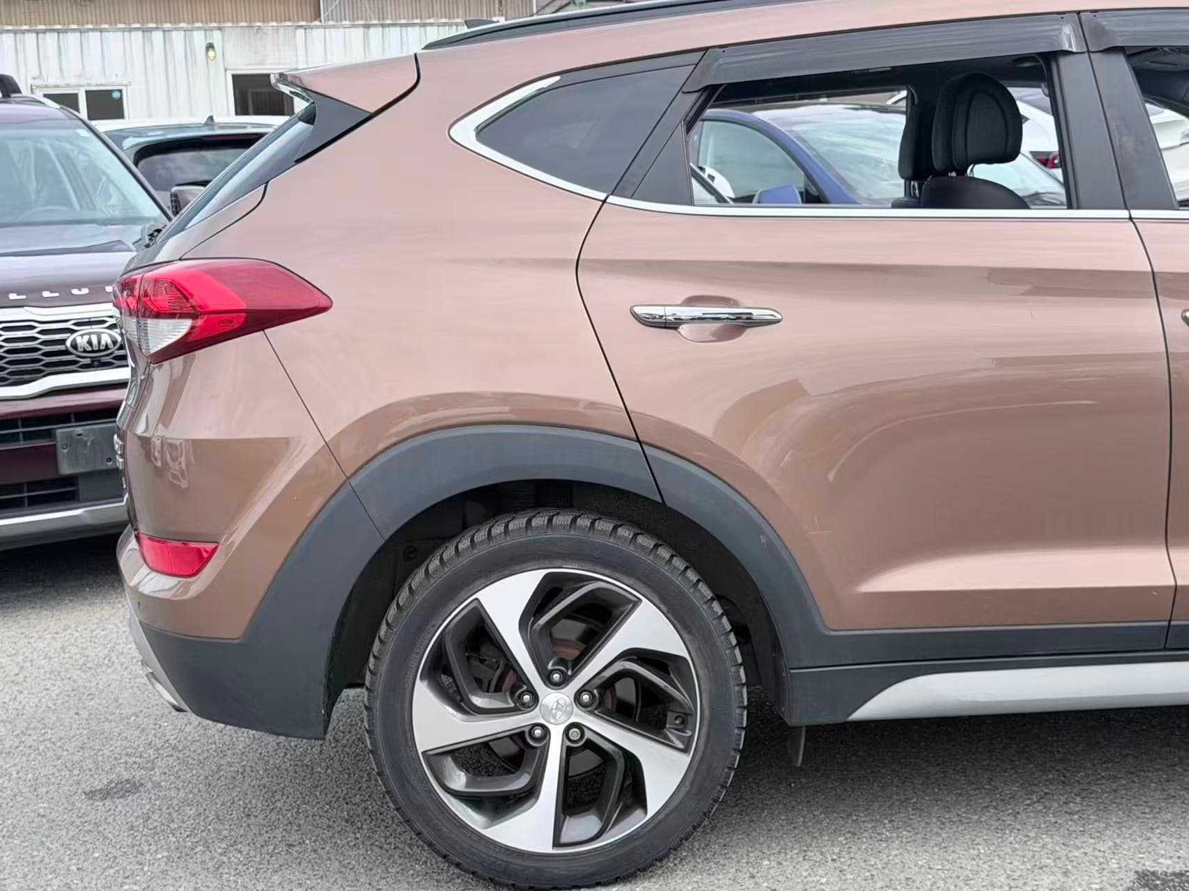 2017 Hyundai Tucson AWD 4dr 1.6L Limited/ NO ACCIDENT/ NAVIGATION SYSTEM thumbnail 25