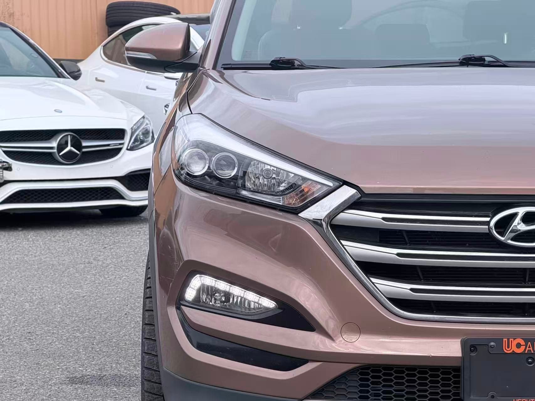 2017 Hyundai Tucson AWD 4dr 1.6L Limited/ NO ACCIDENT/ NAVIGATION SYSTEM thumbnail 23