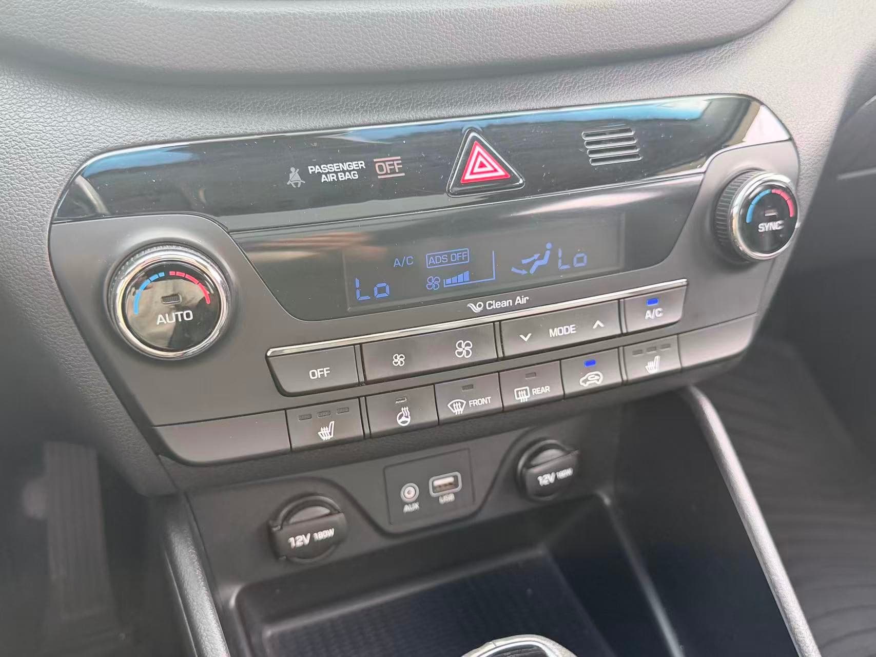 2017 Hyundai Tucson AWD 4dr 1.6L Limited/ NO ACCIDENT/ NAVIGATION SYSTEM thumbnail 13