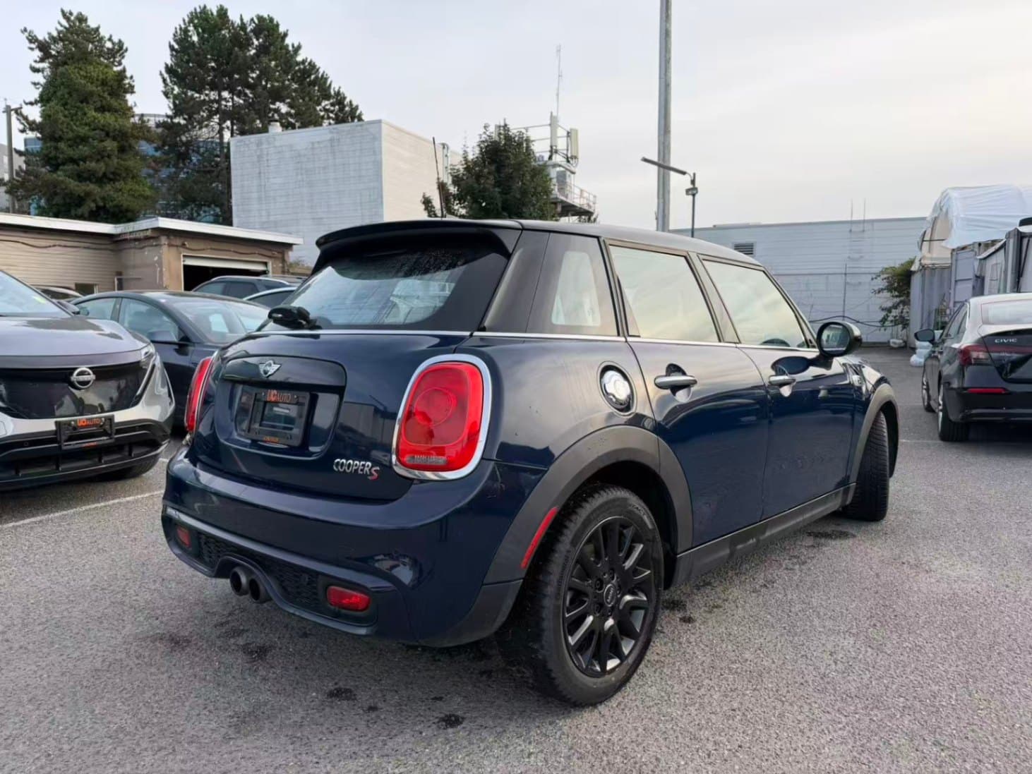2017 MINI Cooper 5 Door 5dr HB S thumbnail 5