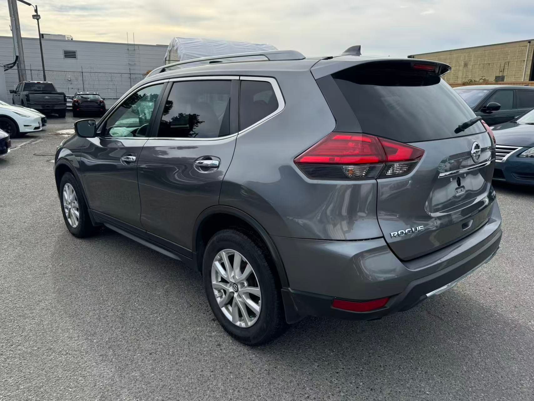 2017 Nissan Rogue AWD 4dr S *Ltd Avail* NO ACCIDENTS/BC LOCAL thumbnail 4