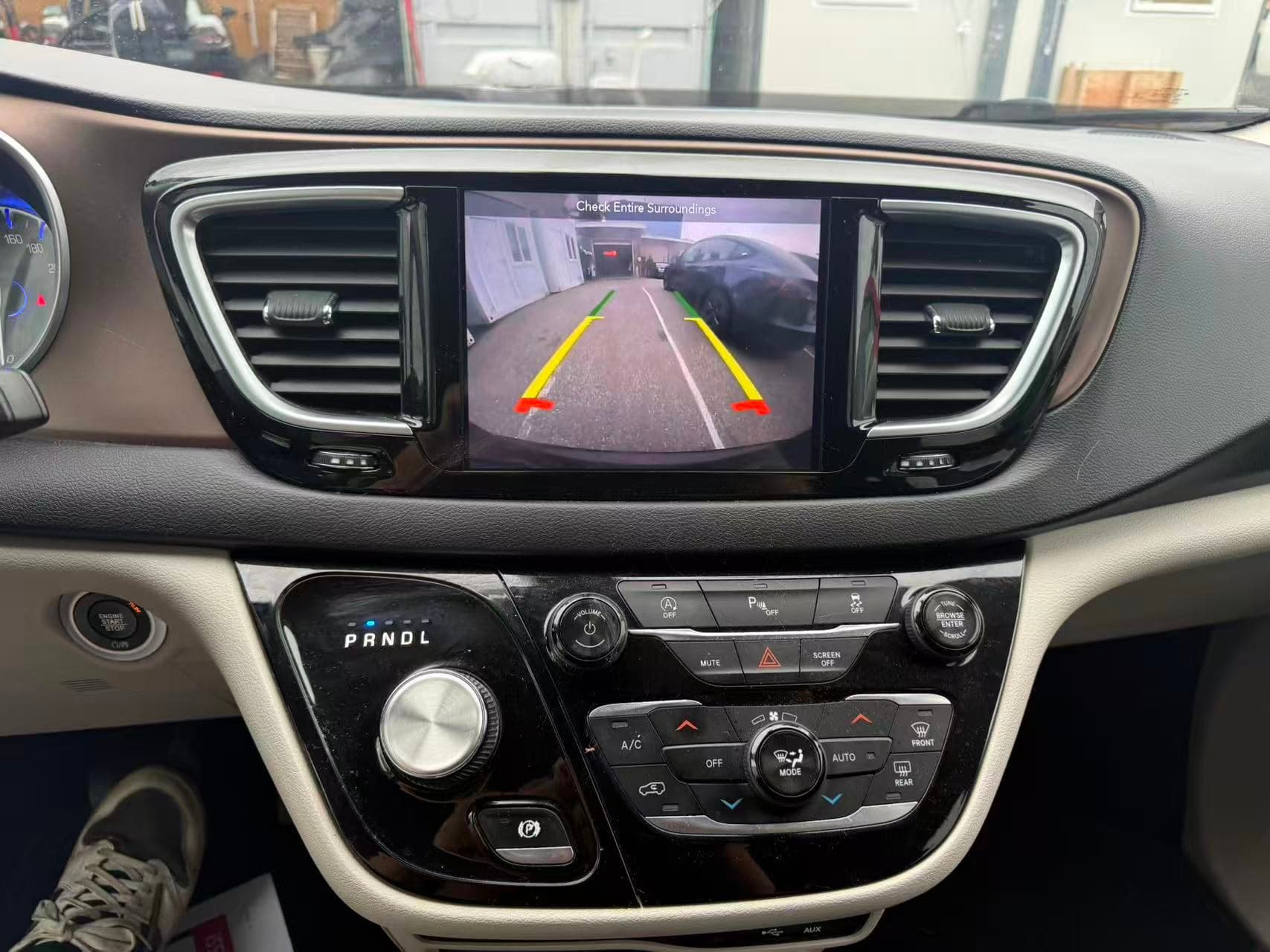 2018 Chrysler Pacifica Touring-L Plus 2WD No Accident, BC Local thumbnail 11