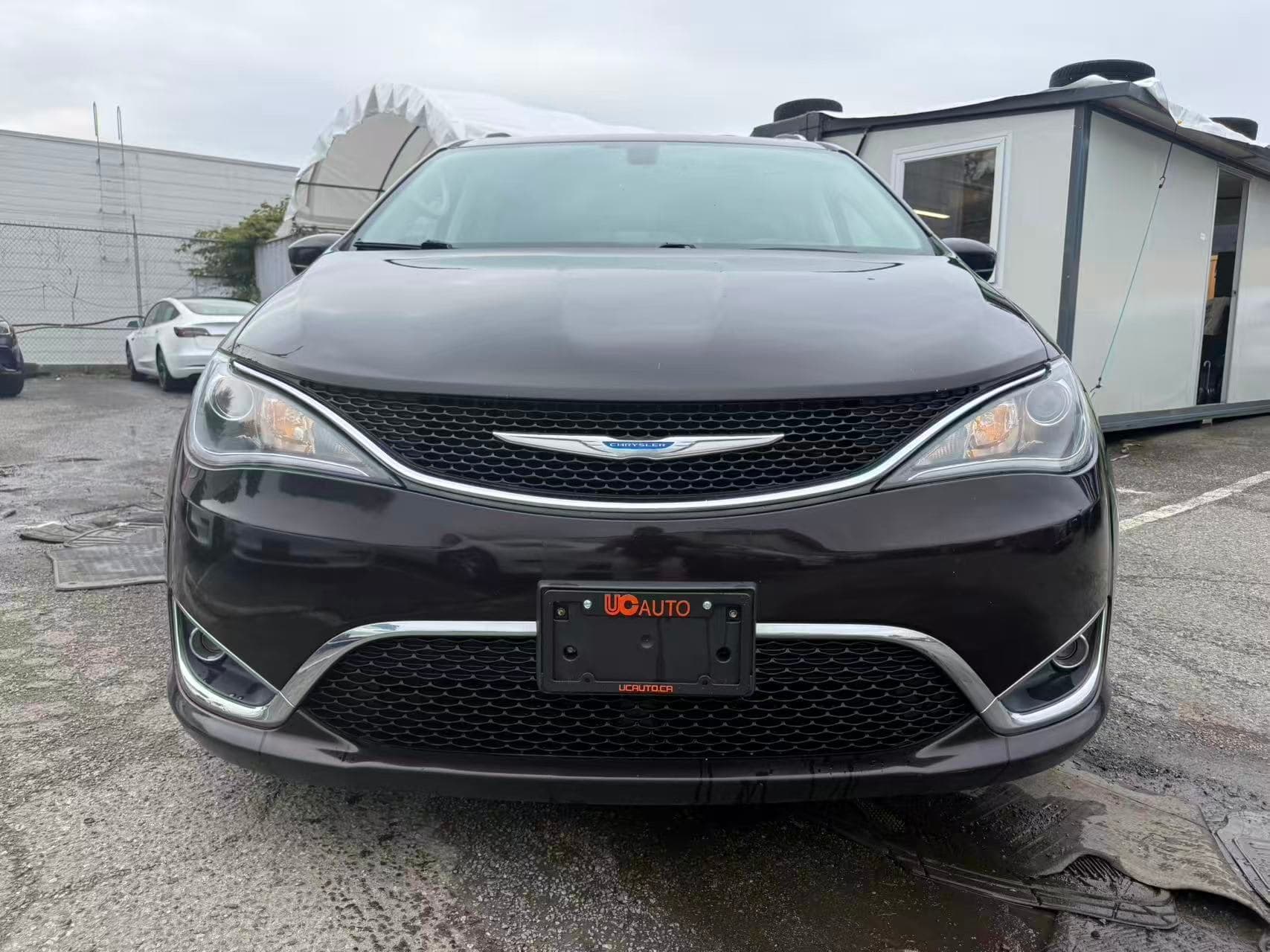 2018 Chrysler Pacifica Touring-L Plus 2WD No Accident, BC Local thumbnail 3