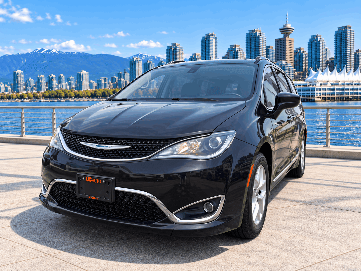 2018 Chrysler Pacifica Touring-L Plus 2WD No Accident, BC Local