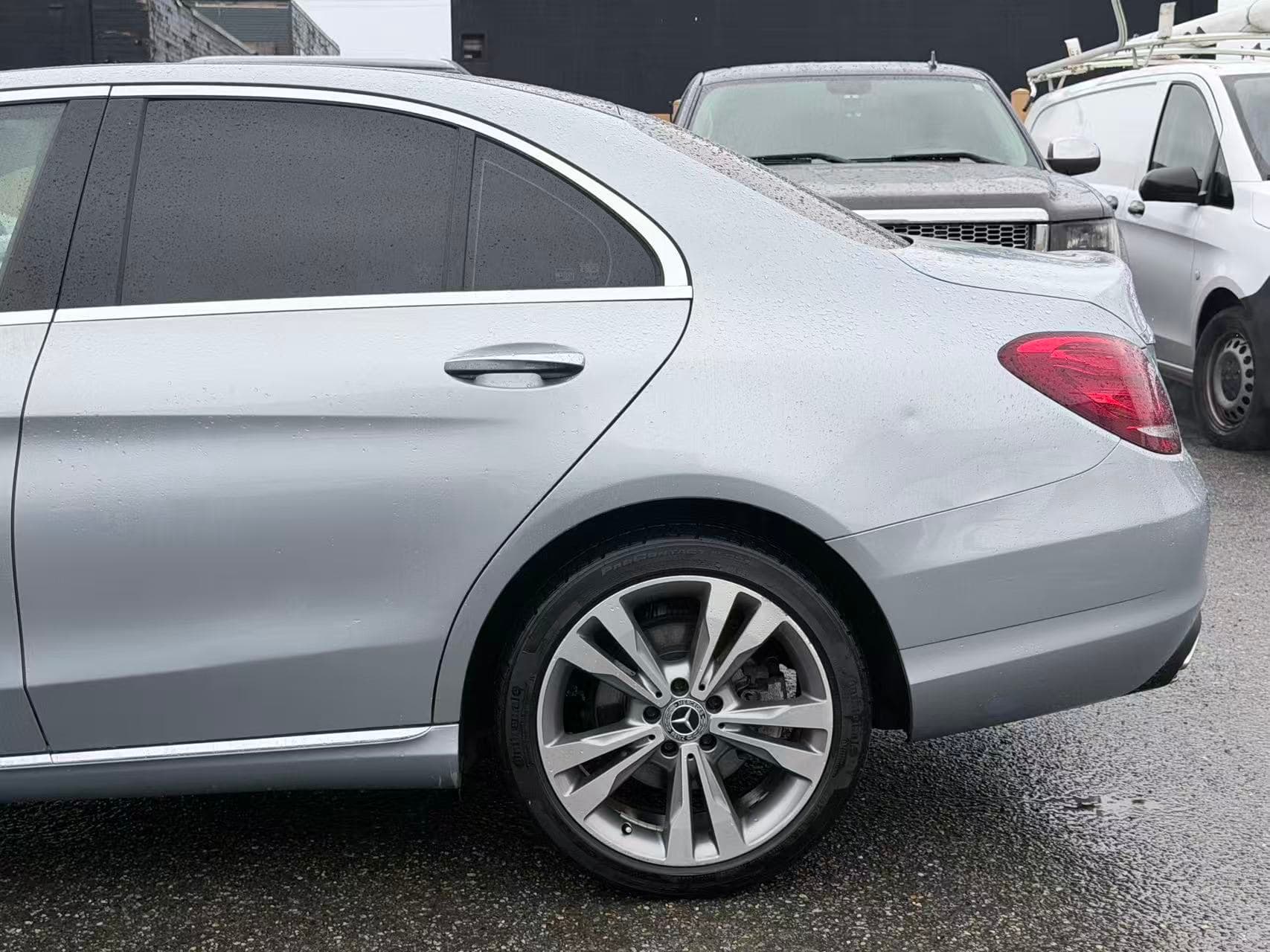 2018 Mercedes-Benz C-Class C 300 4MATIC/ WOOD TRIM PKG/ CLEAN TITLE/ BC LOCAL thumbnail 36