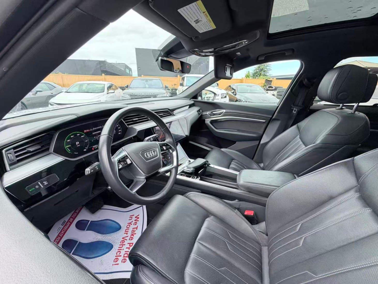 2019 Audi e-tron Technik quattro/ CLEAN TITLE/ BC LOCAL thumbnail 17