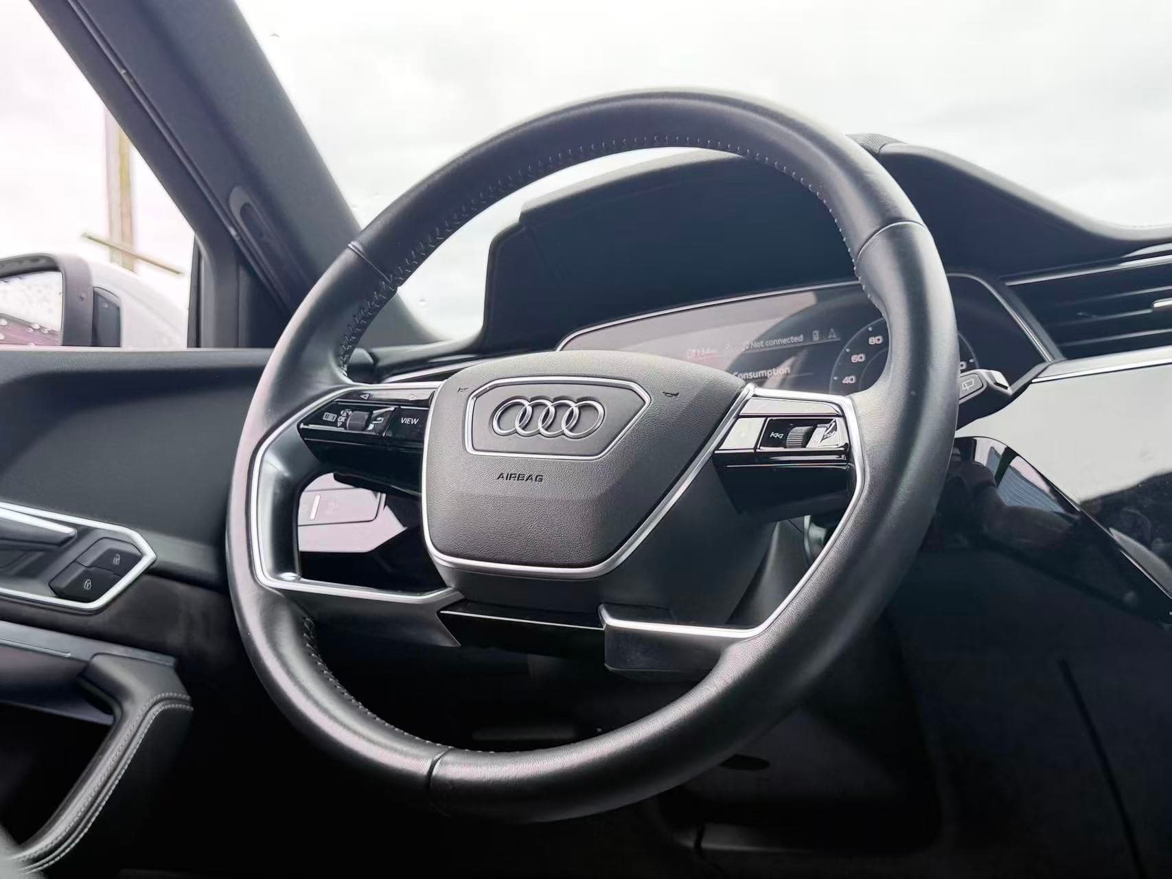 2019 Audi e-tron Technik quattro/ CLEAN TITLE/ BC LOCAL thumbnail 36