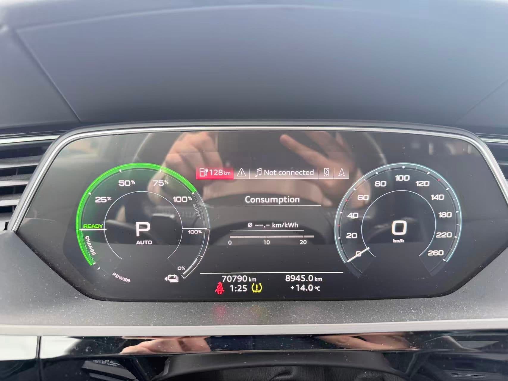 2019 Audi e-tron Technik quattro/ CLEAN TITLE/ BC LOCAL thumbnail 9