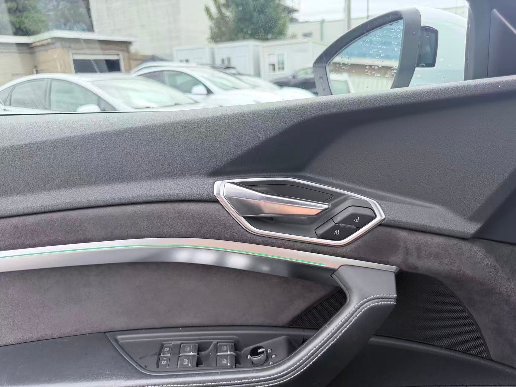 2019 Audi e-tron Technik quattro/ CLEAN TITLE/ BC LOCAL thumbnail 35