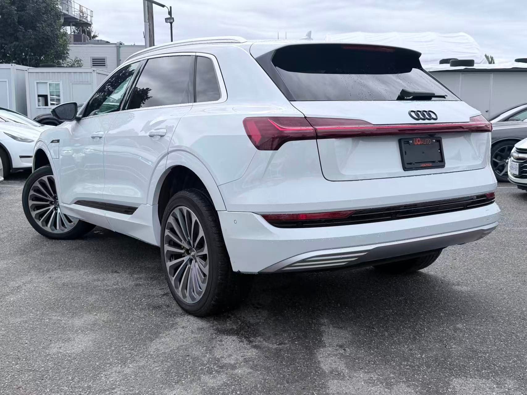 2019 Audi e-tron Technik quattro/ CLEAN TITLE/ BC LOCAL thumbnail 7