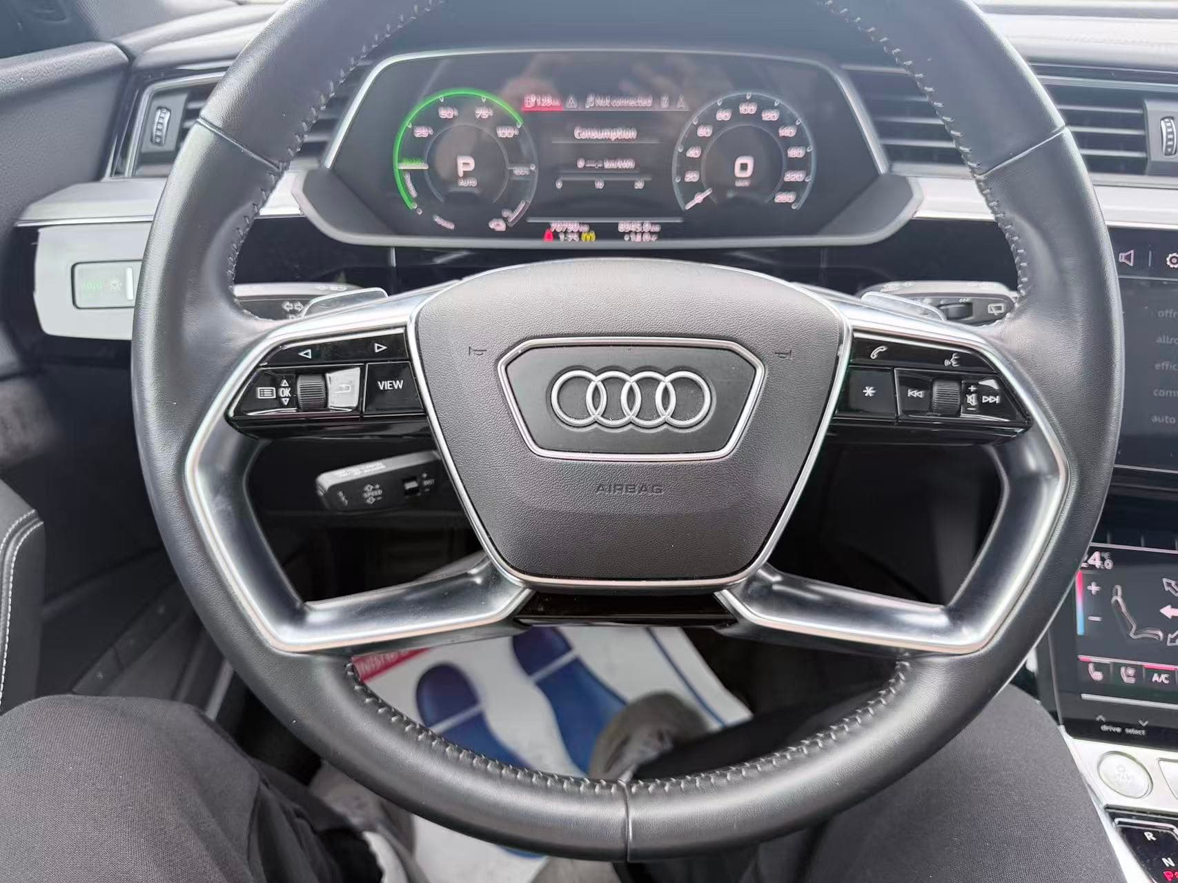 2019 Audi e-tron Technik quattro/ CLEAN TITLE/ BC LOCAL thumbnail 10