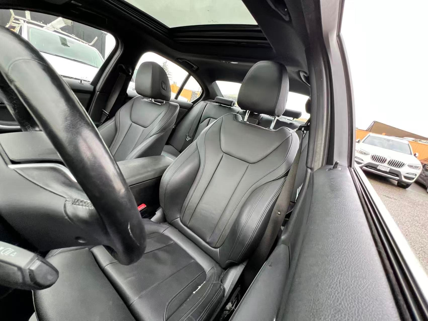 2019 BMW 3-Series 330i xDrive/ CLEAN TITLE/ BC LOCAL thumbnail 18