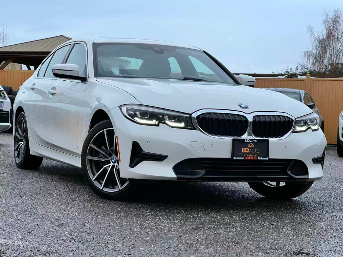 2019 BMW 3-Series 330i xDrive/ CLEAN TITLE/ BC LOCAL thumbnail 3