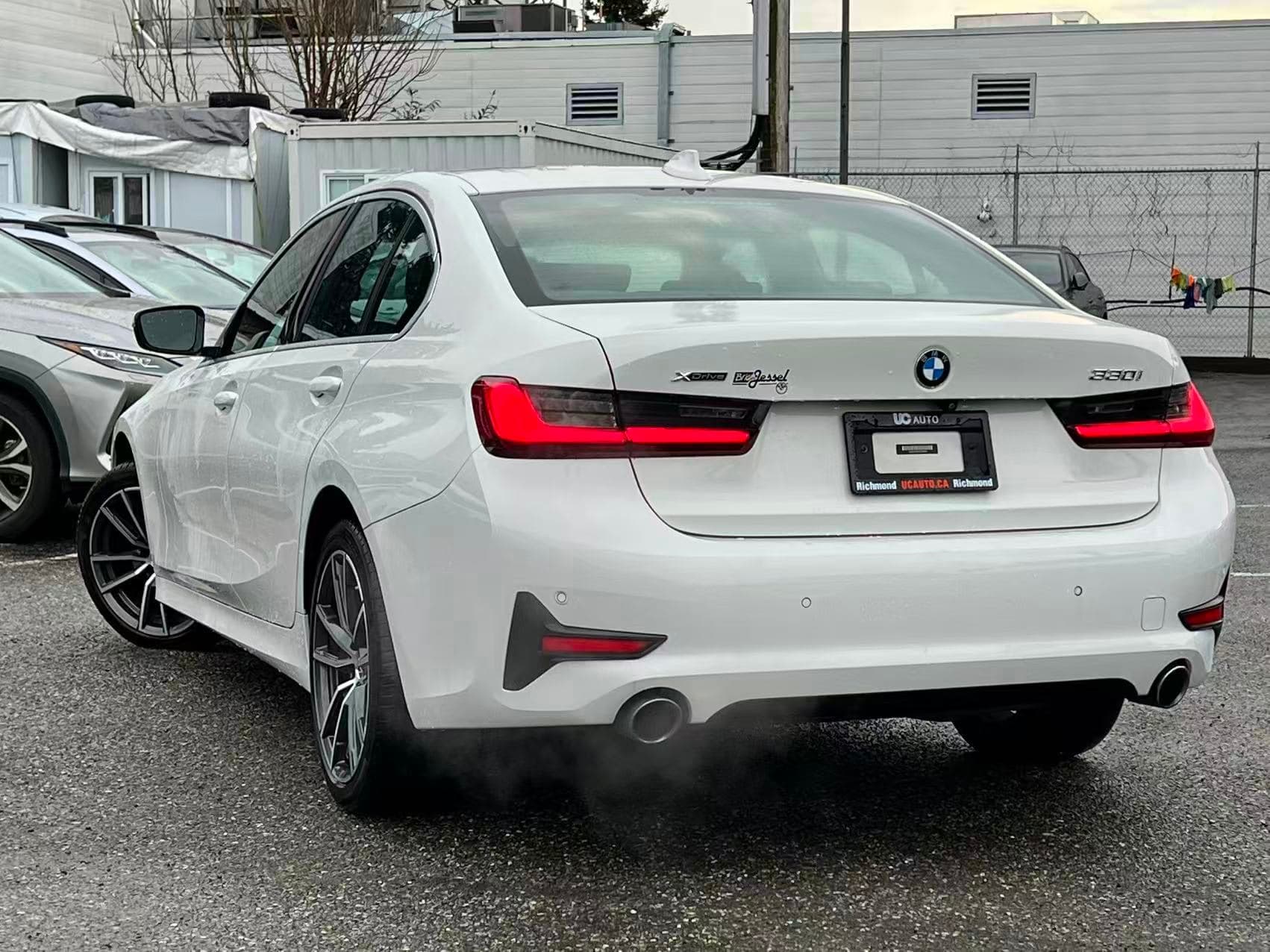 2019 BMW 3-Series 330i xDrive/ CLEAN TITLE/ BC LOCAL thumbnail 31