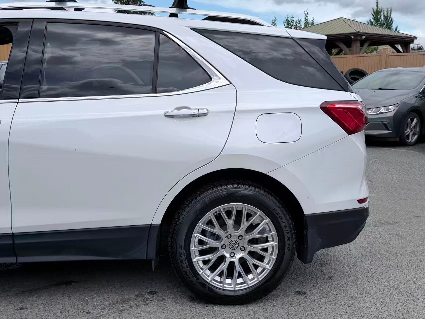2019 Chevrolet Equinox AWD Premier w/2LZ/ CLEAN TITLE/ BC LOCAL thumbnail 32