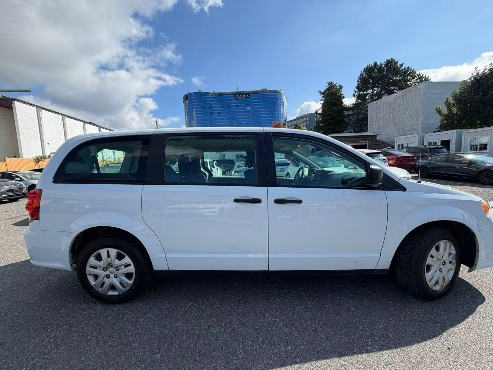 2019 Dodge Grand Caravan Canada Value Package 2WD thumbnail 5