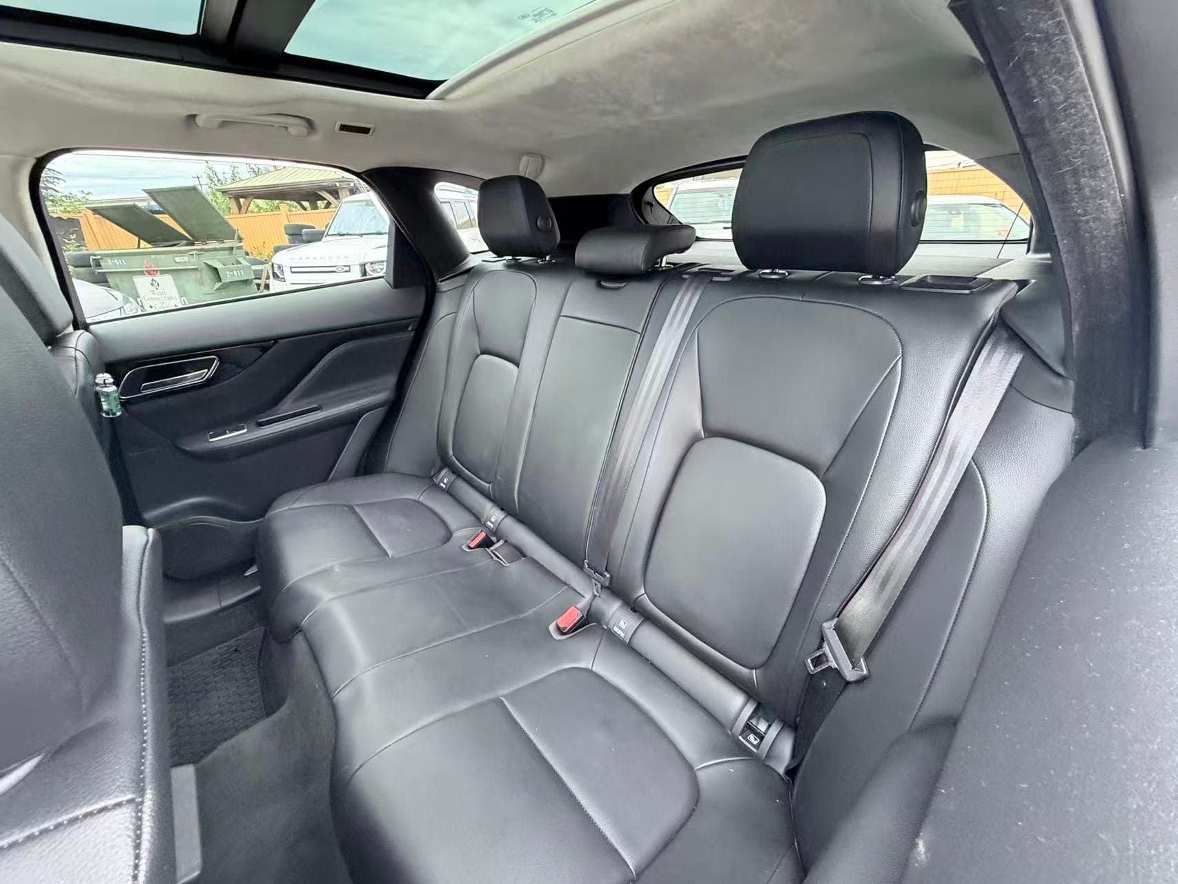 2019 Jaguar F-PACE 25t AWD Premium/ CLEAN TITLE/ BC LOCAL thumbnail 19