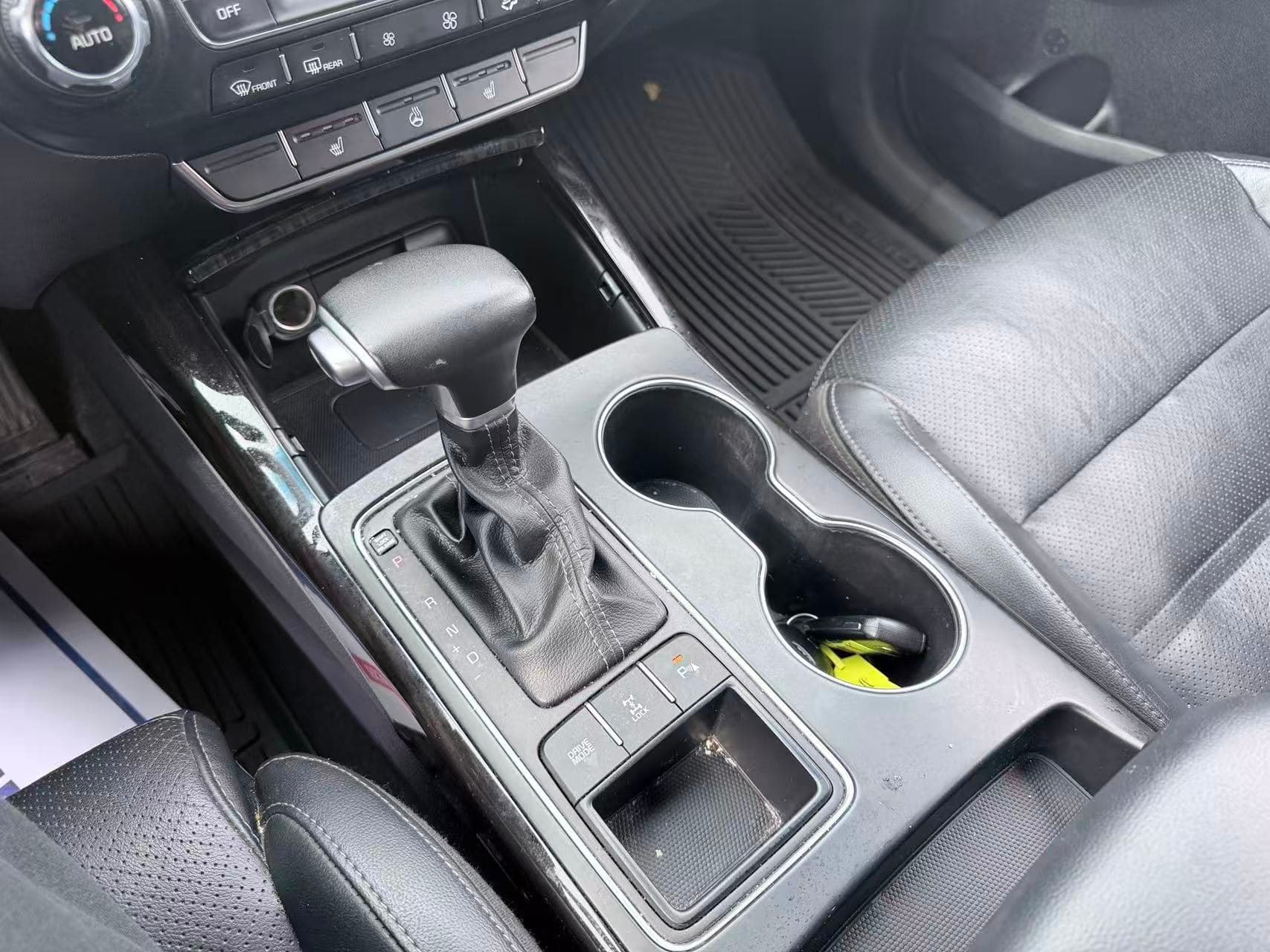 2019 Kia Sorento EX AWD/ CLEAN TITLE/ BLIND SPOT MONITOR/7 SEATER thumbnail 13