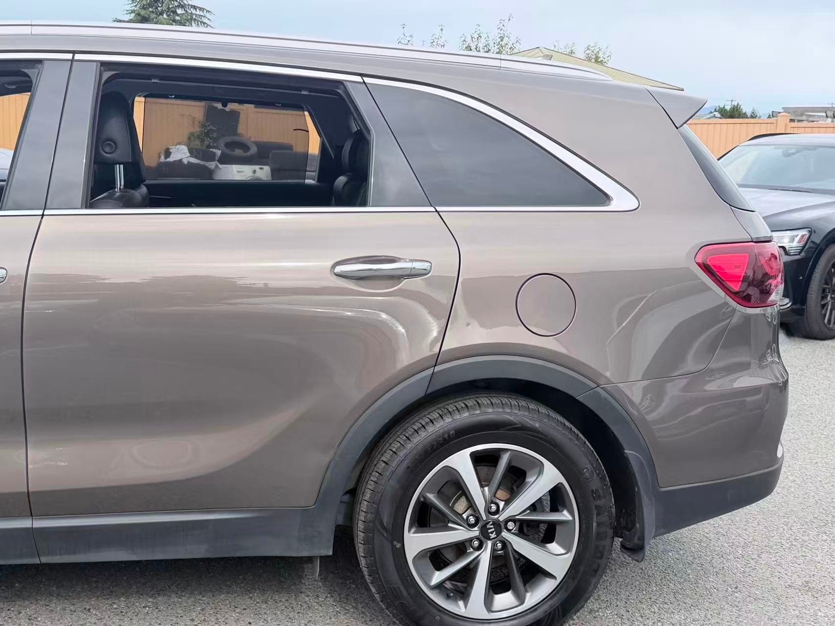 2019 Kia Sorento EX AWD/ CLEAN TITLE/ BLIND SPOT MONITOR/7 SEATER thumbnail 32