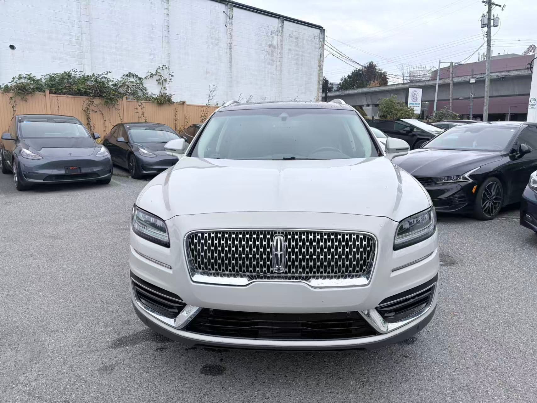2019 Lincoln Nautilus Reserve AWD NO ACCIDENTS thumbnail 8