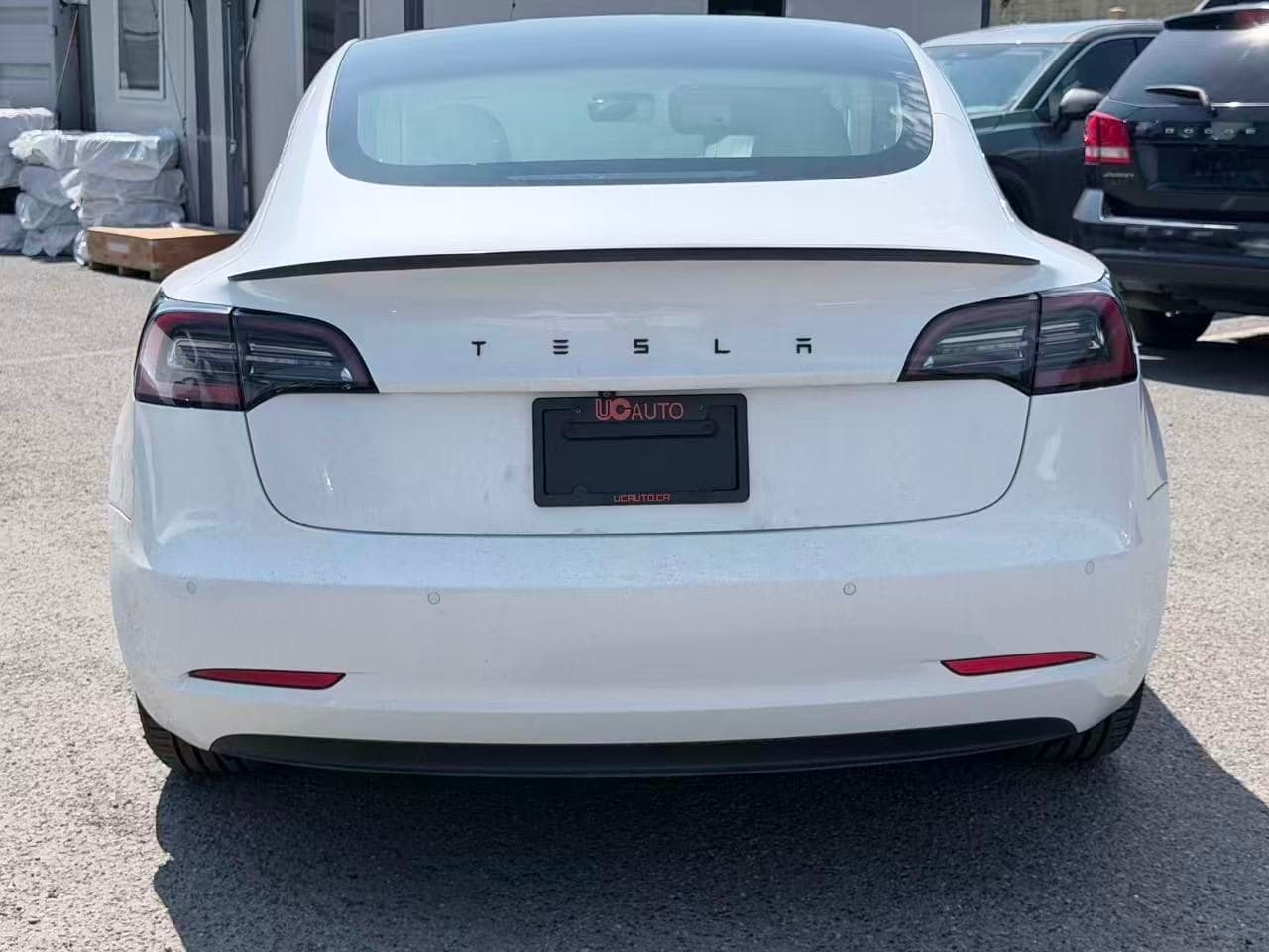 2019 Tesla Model 3 Standard Range RWD/ CLEAN TITLE/ WHITE INTERIOR/ YOKE STEERING WHEELS thumbnail 6
