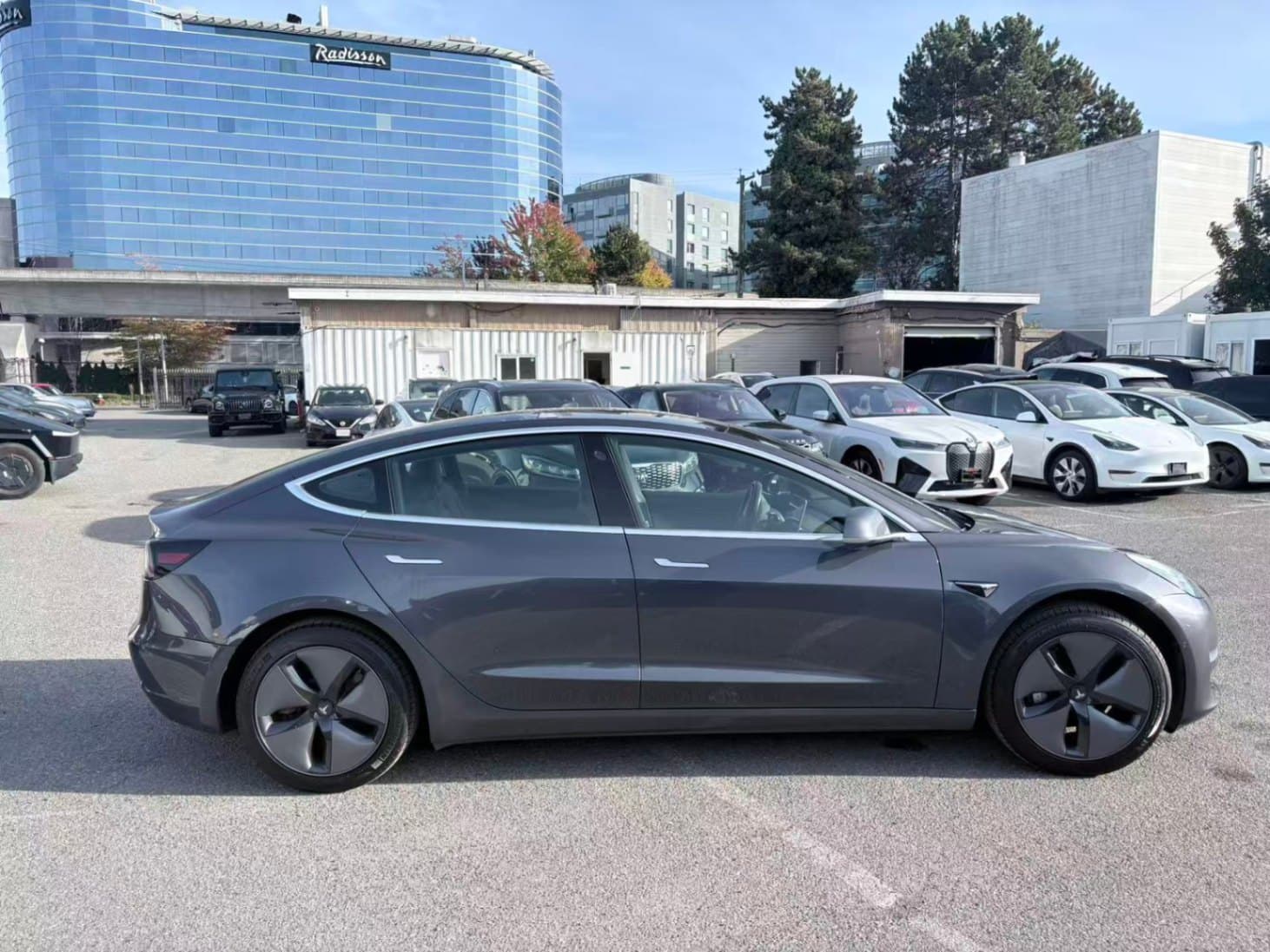2019 Tesla Model 3 Standard Range RWD *Ltd Avail* thumbnail 7