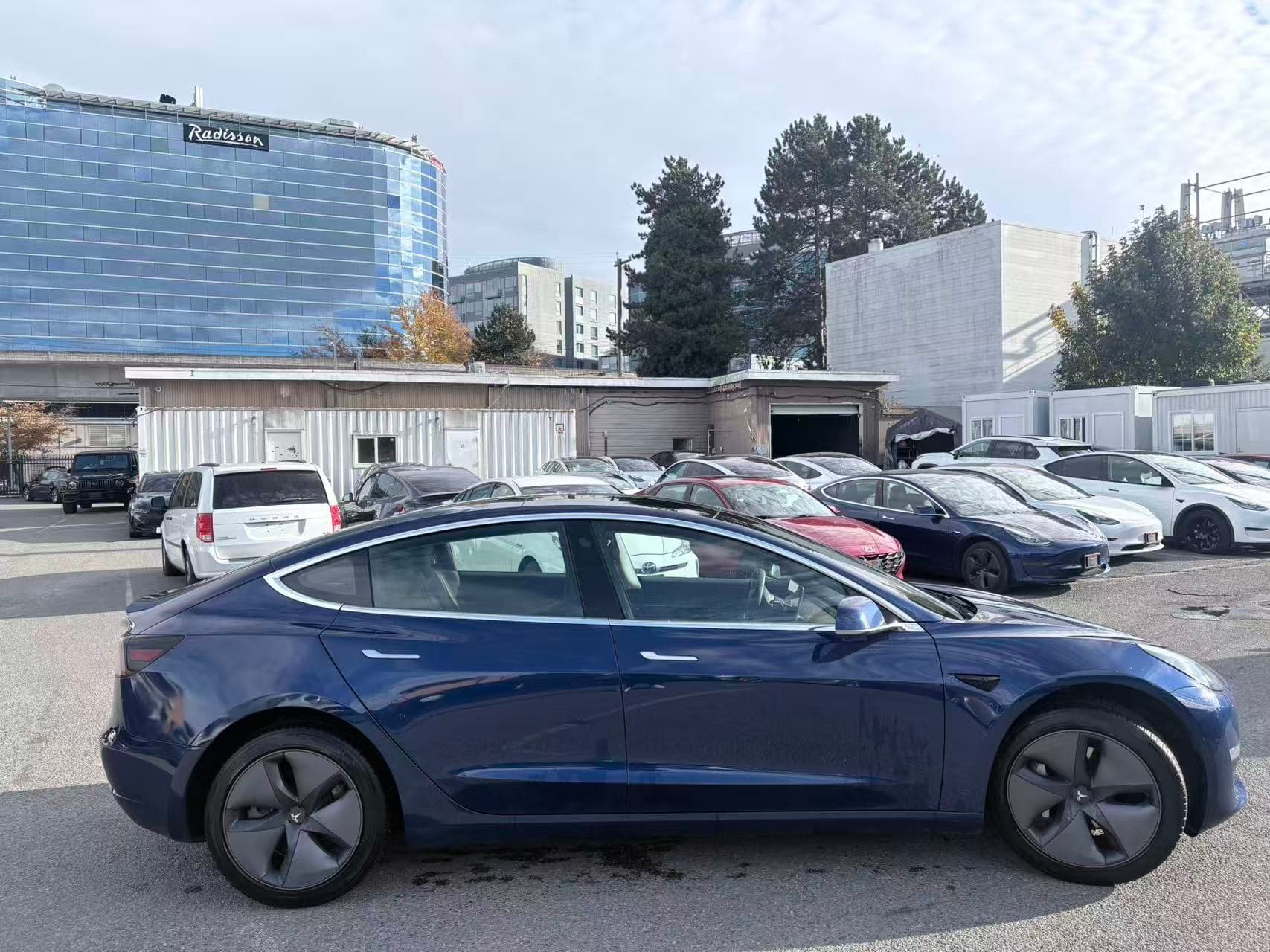 2019 Tesla Model 3 Standard Range RWD *Ltd Avail* thumbnail 7