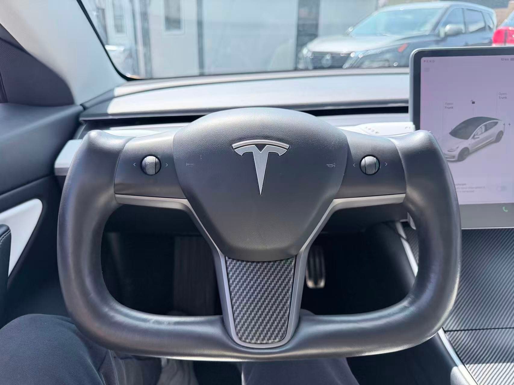 2019 Tesla Model 3 Standard Range RWD/ CLEAN TITLE/ WHITE INTERIOR/ YOKE STEERING WHEELS thumbnail 9