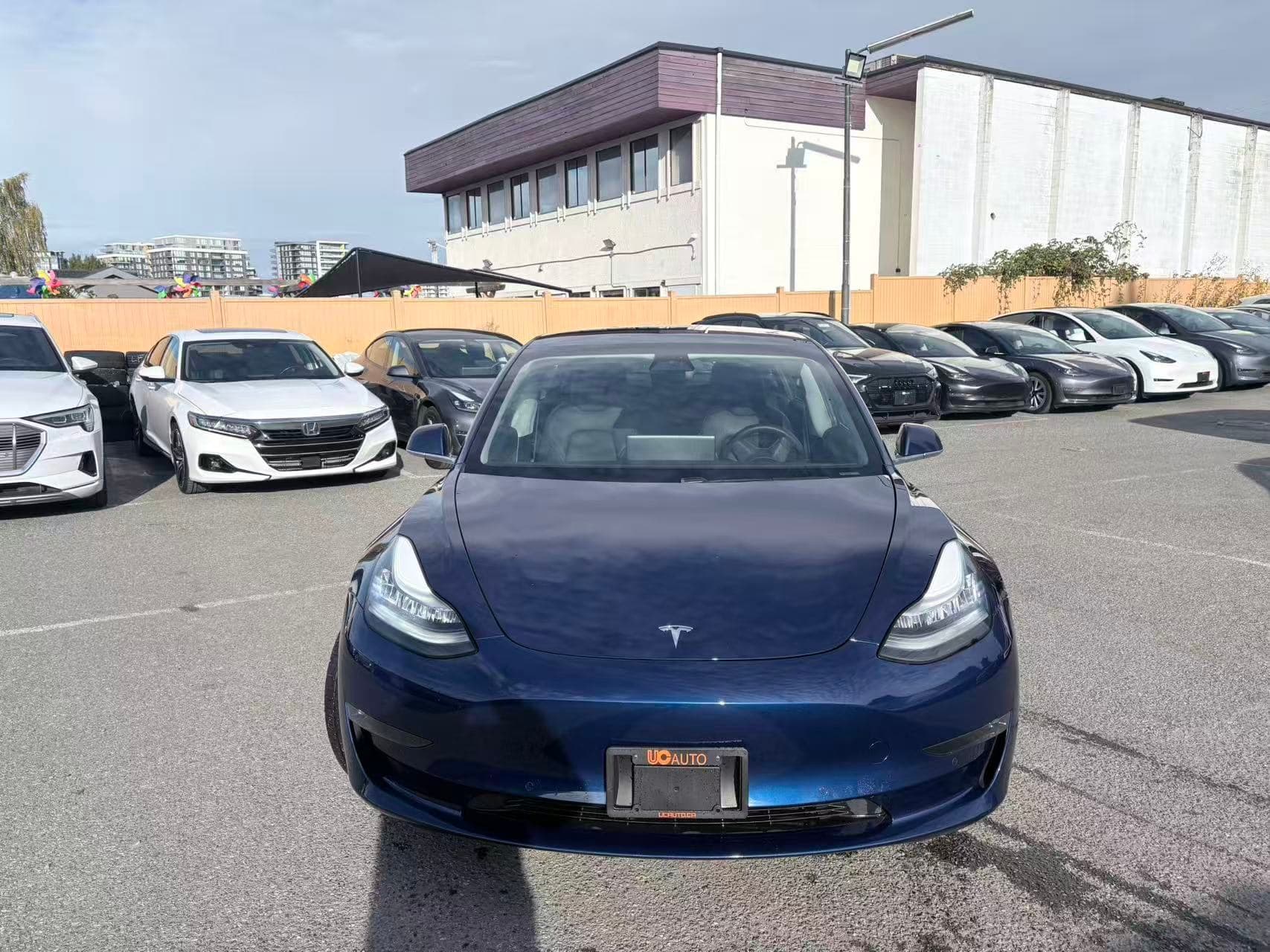 2019 Tesla Model 3 Standard Range RWD *Ltd Avail* thumbnail 9