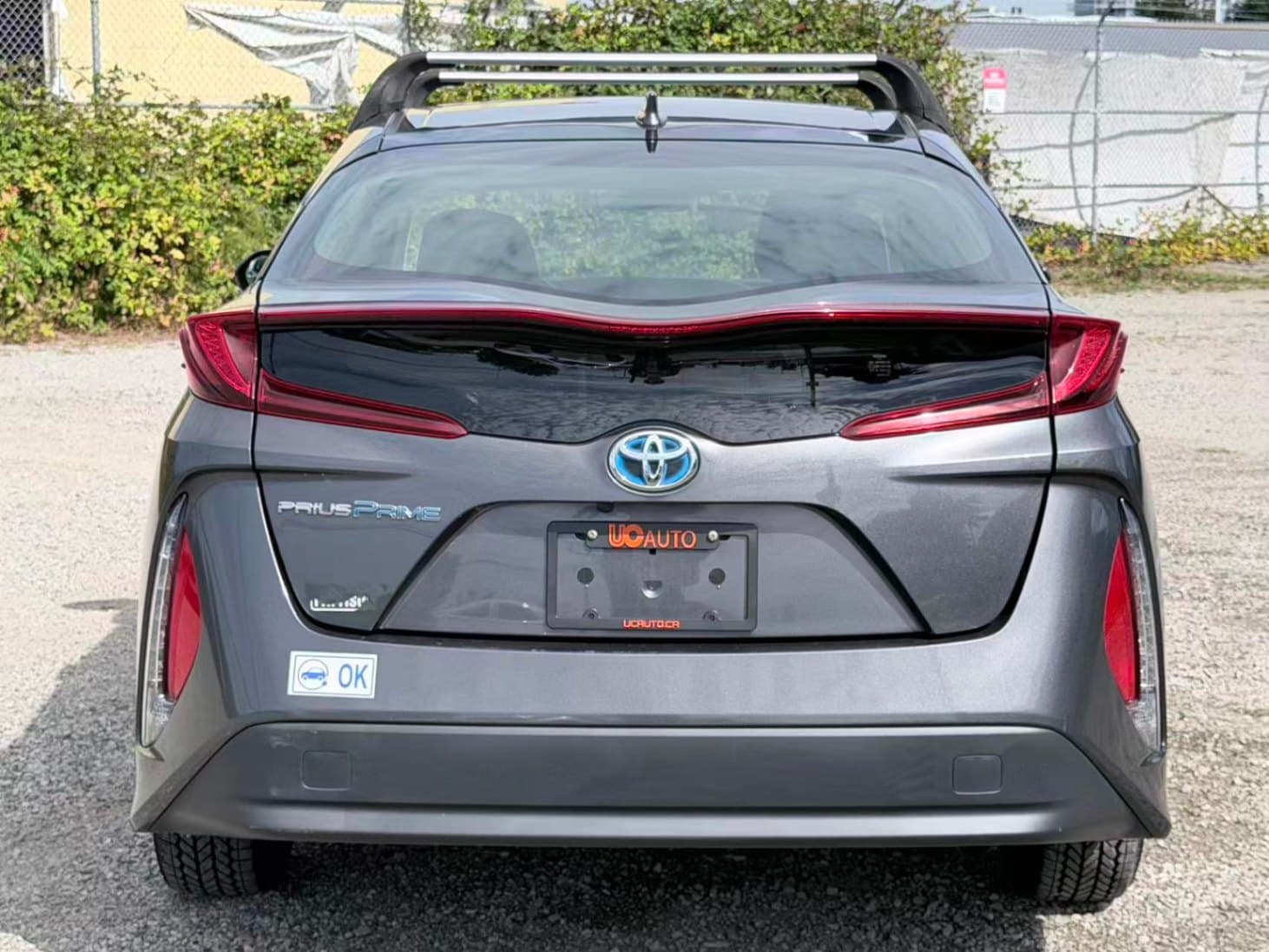 2019 Toyota Prius Prime Auto/ CLEAN TITLE/ BC LOCAL thumbnail 6