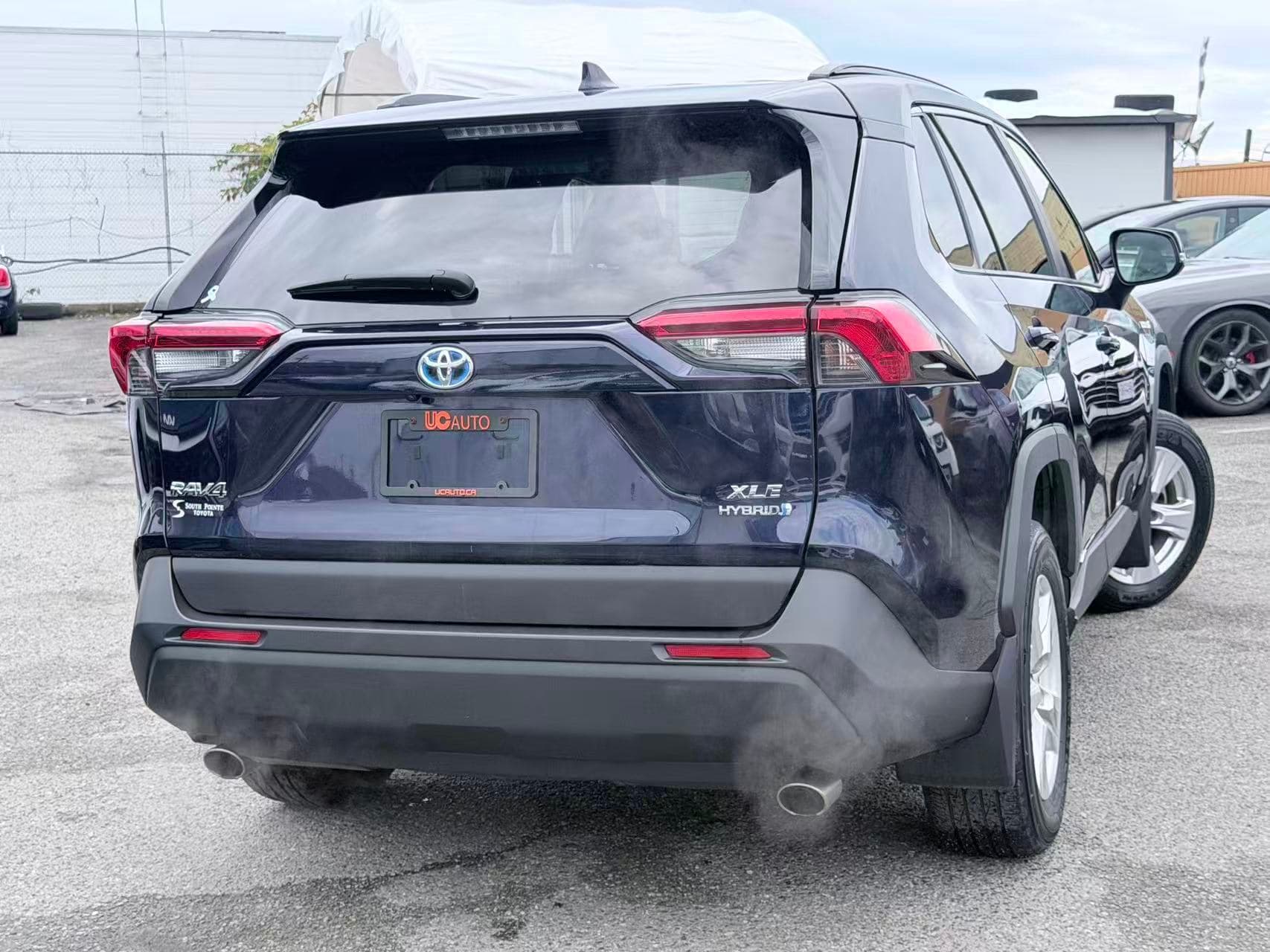 2019 Toyota RAV4 AWD Hybrid XLE/ NO ACCIDENT/ ONE OWNER thumbnail 5